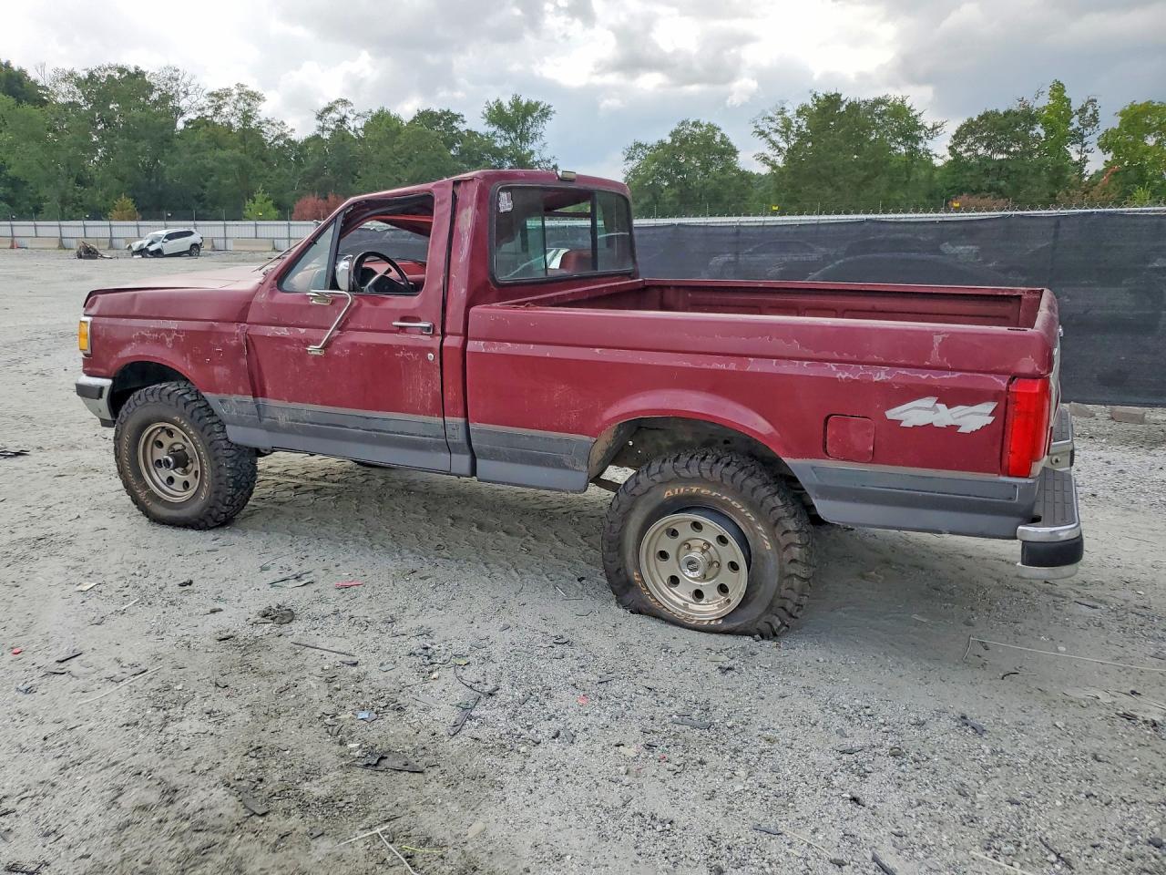 1991 Ford F150 Burgundy vin: 1FTEF14Y2MNA51034
