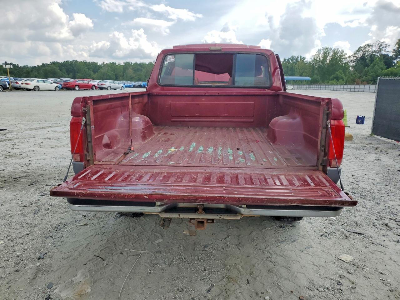 1991 Ford F150 Burgundy vin: 1FTEF14Y2MNA51034