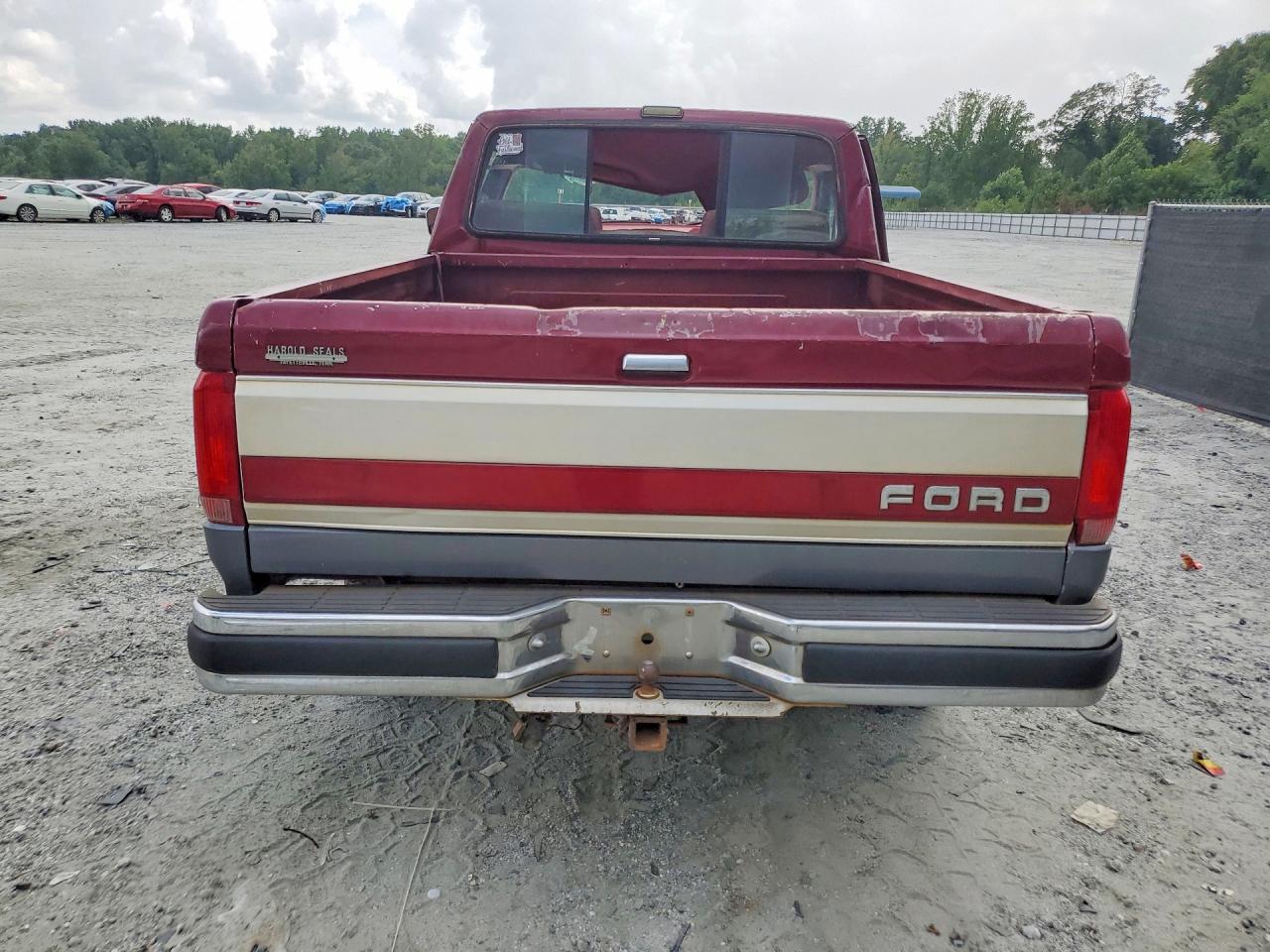 1991 Ford F150 Burgundy vin: 1FTEF14Y2MNA51034