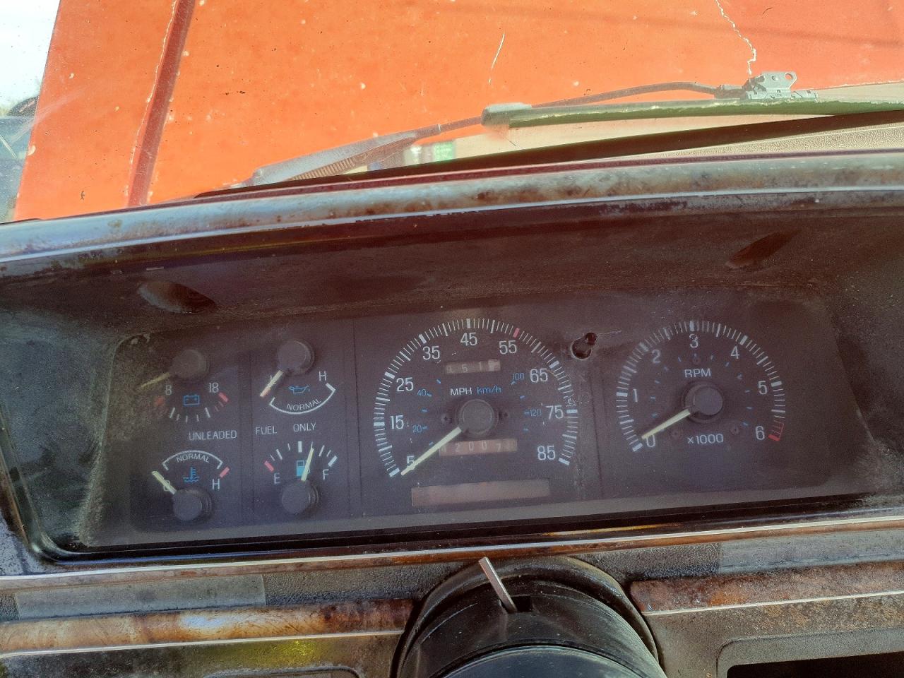 1987 Ford F150 Red vin: 1FTEF14Y4HKA39295