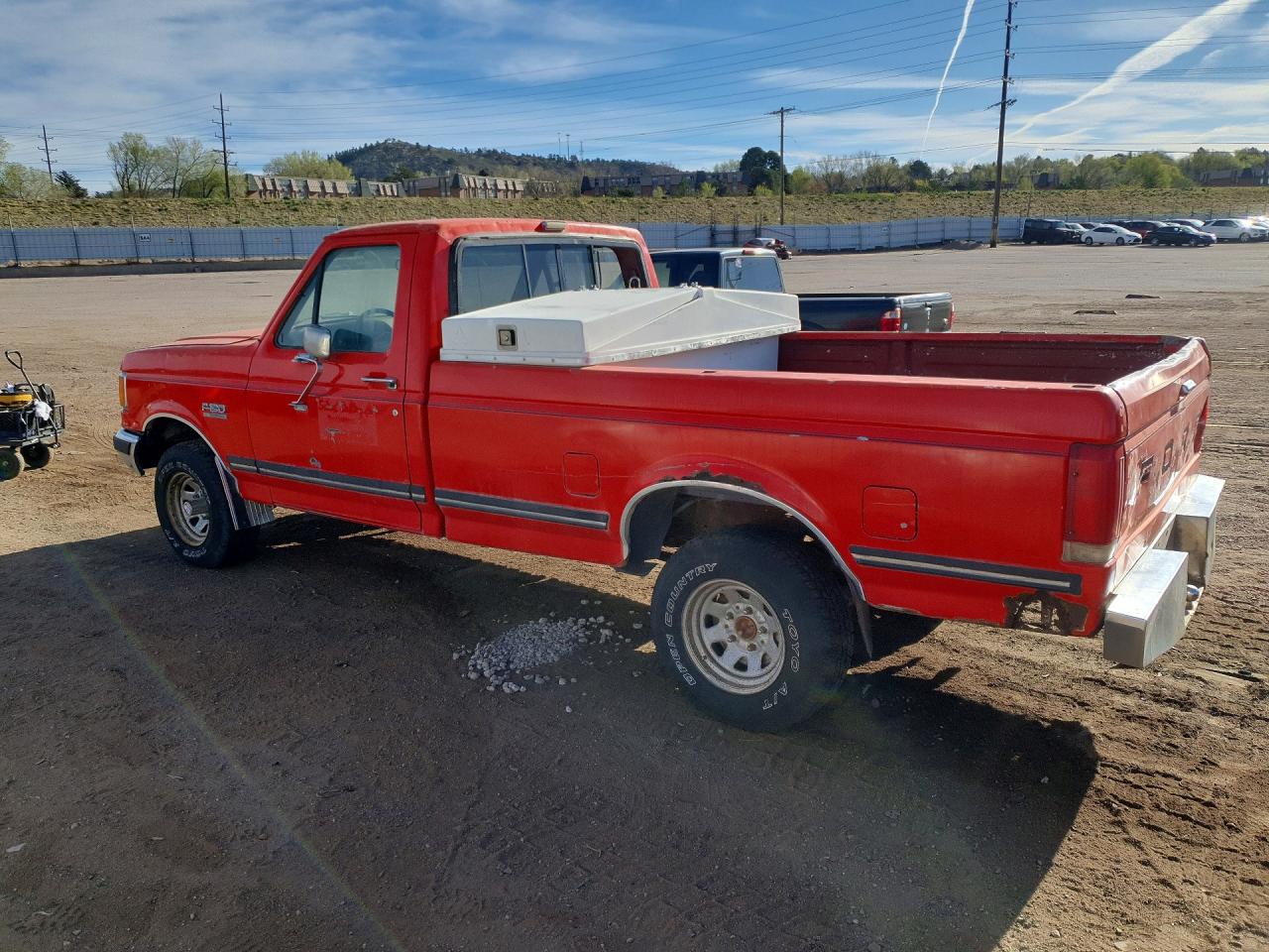 1987 Ford F150 Red vin: 1FTEF14Y4HKA39295