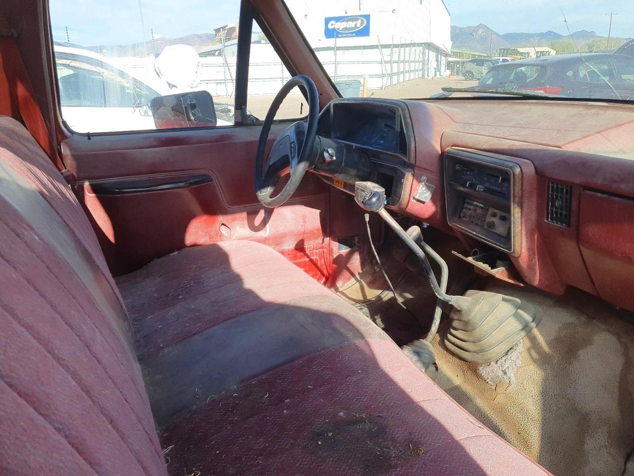1987 Ford F150 Red vin: 1FTEF14Y4HKA39295