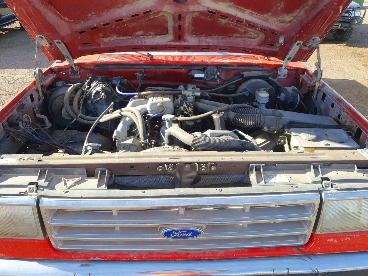 1987 Ford F150 Red vin: 1FTEF14Y4HKA39295