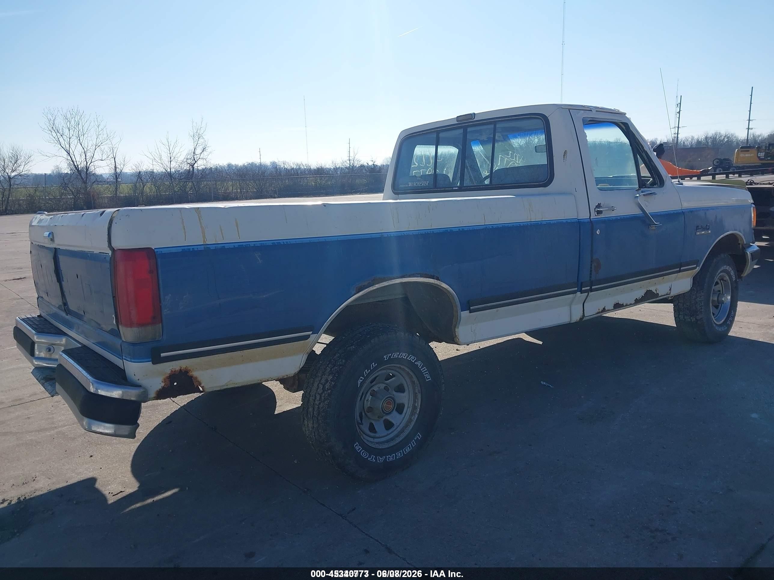 1990 Ford F150   White vin: 1FTEF14Y5LLA12691