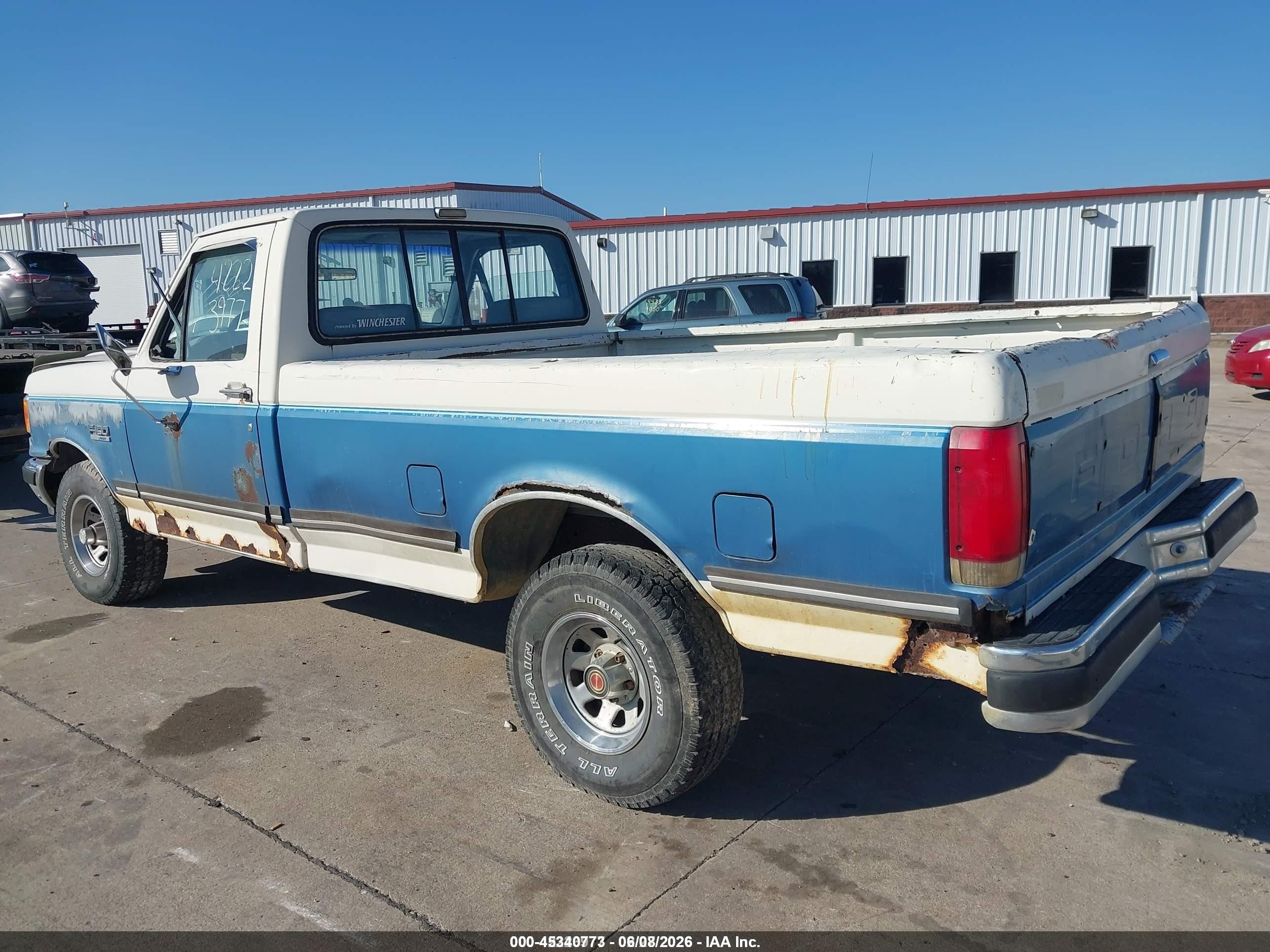 1990 Ford F150   White vin: 1FTEF14Y5LLA12691