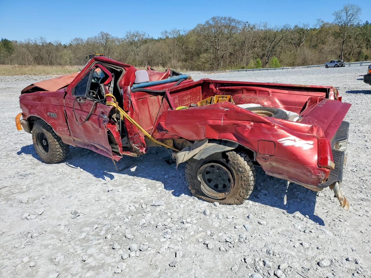 1996 Ford F150 Red vin: 1FTEF14Y6TLA50432