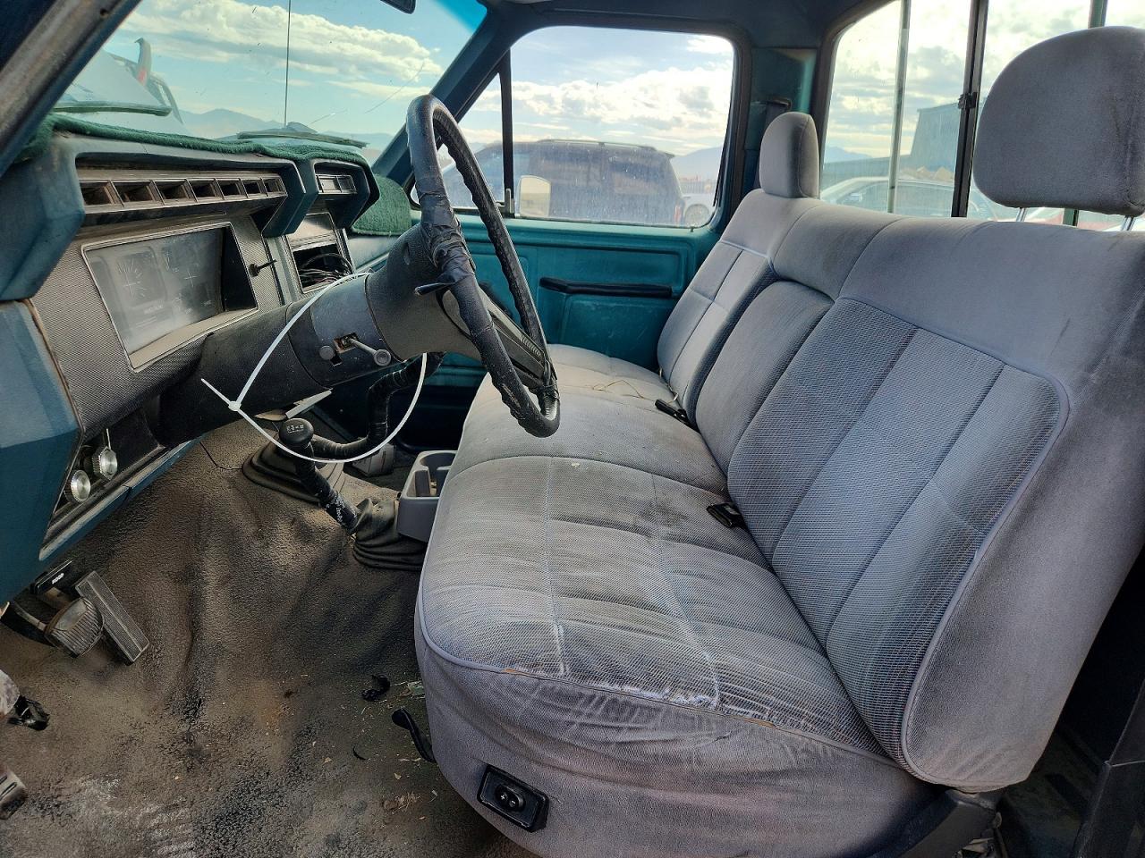 1983 Ford F150 Green vin: 1FTEF14Y7DPA14551