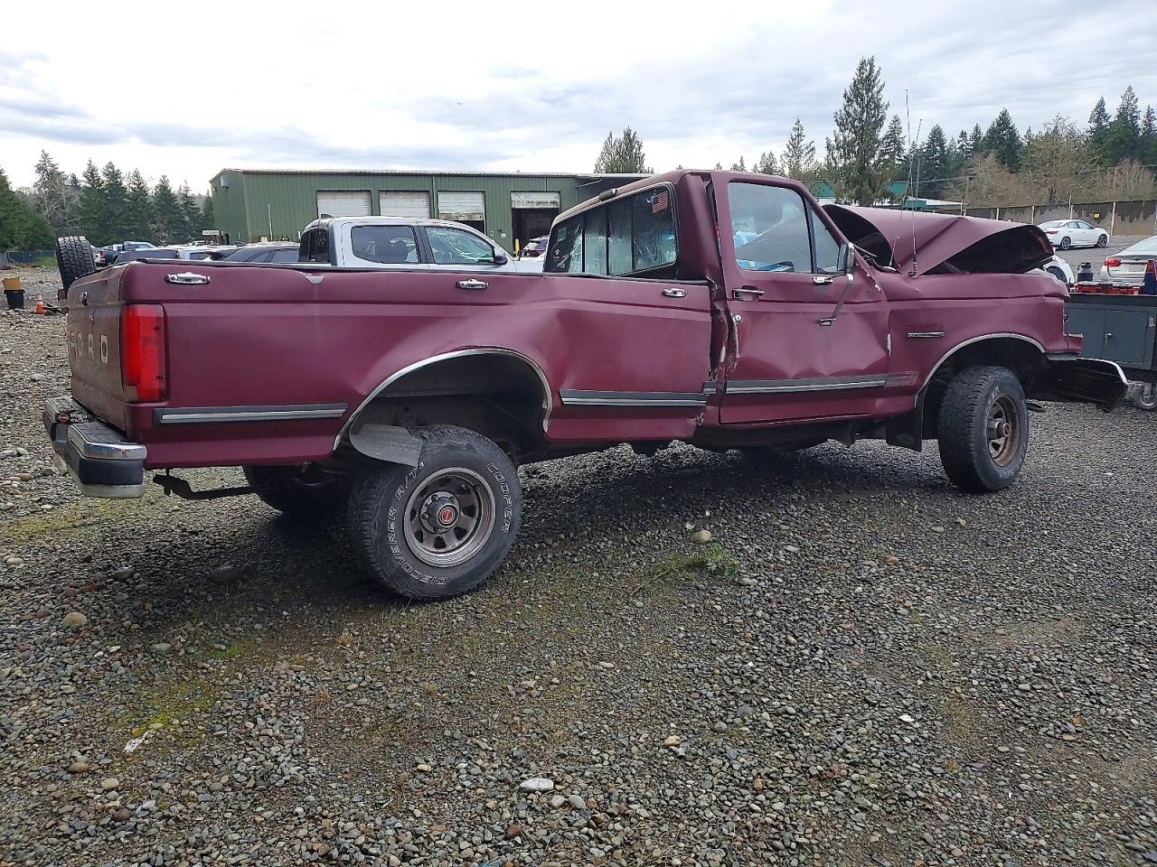 1989 Ford F150 Burgundy vin: 1FTEF14Y9KPA14015