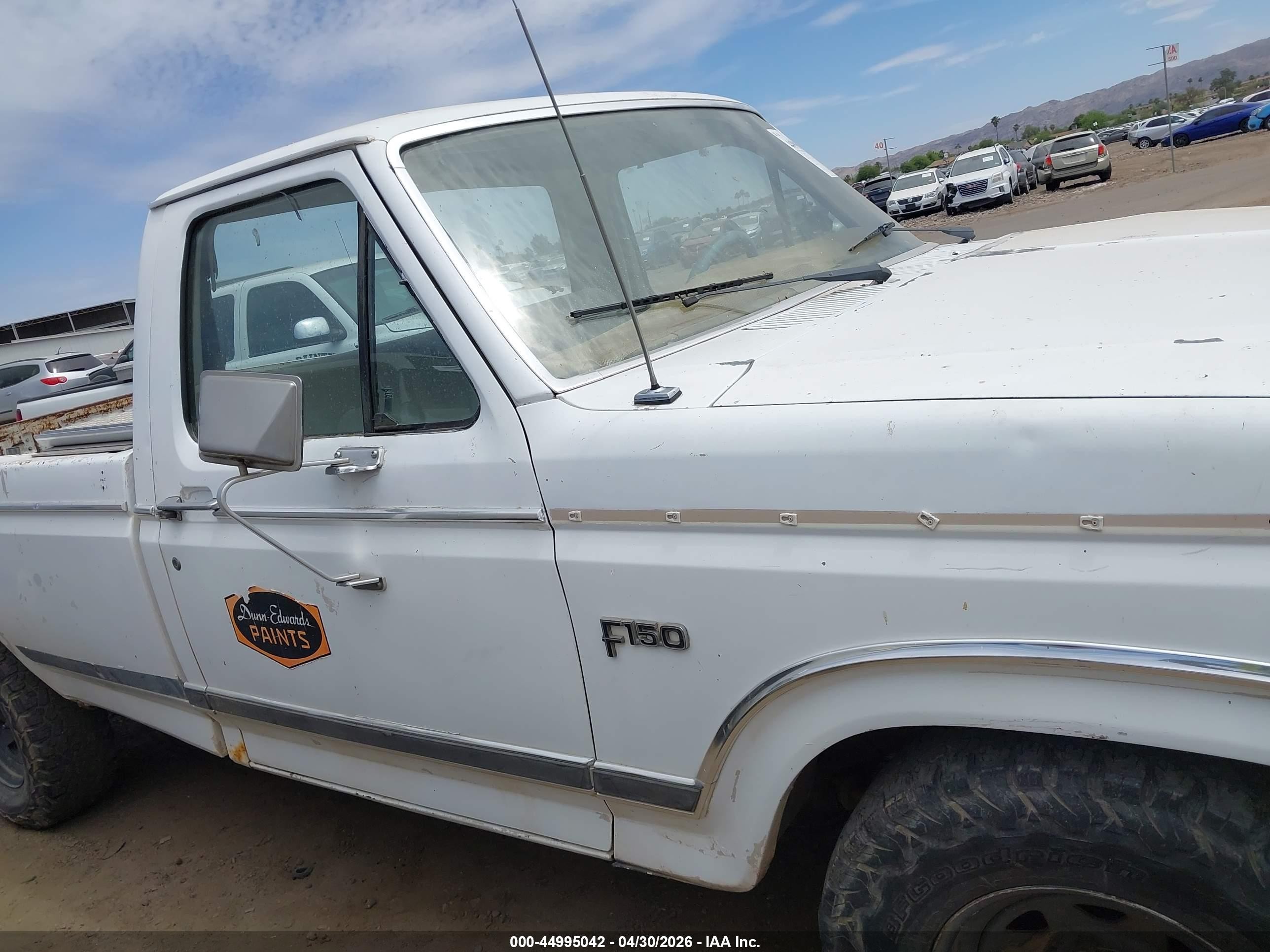 1982 Ford F150   Белый vin: 1FTEF15E8CRA19295