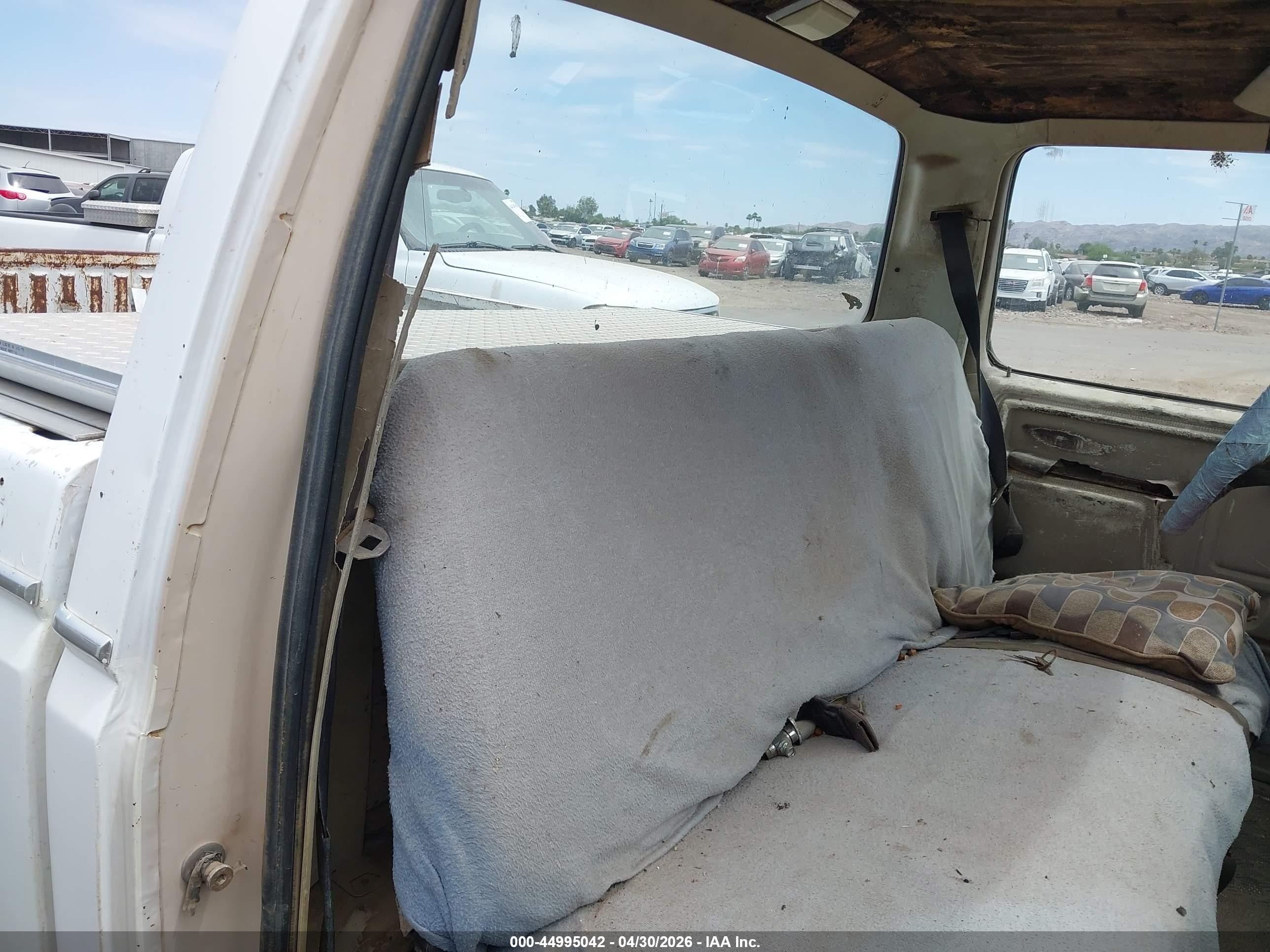 1982 Ford F150   Белый vin: 1FTEF15E8CRA19295