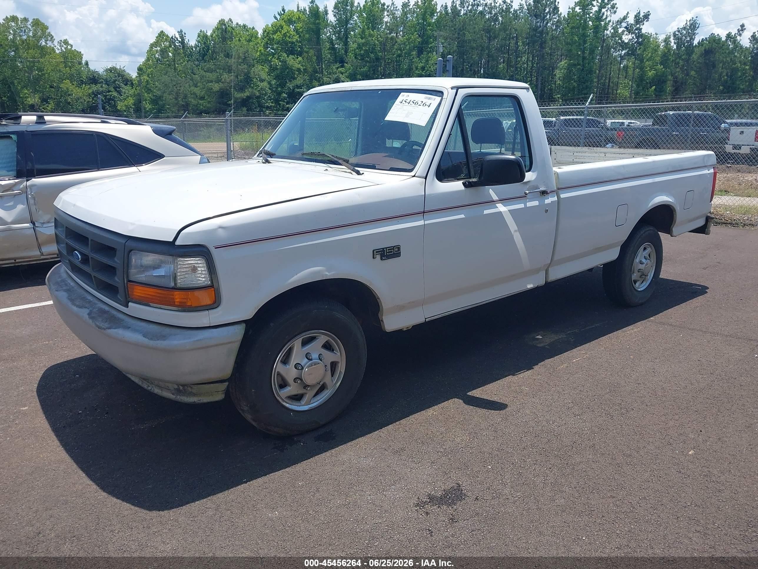 1995 Ford F150   White vin: 1FTEF15H9SNB17574