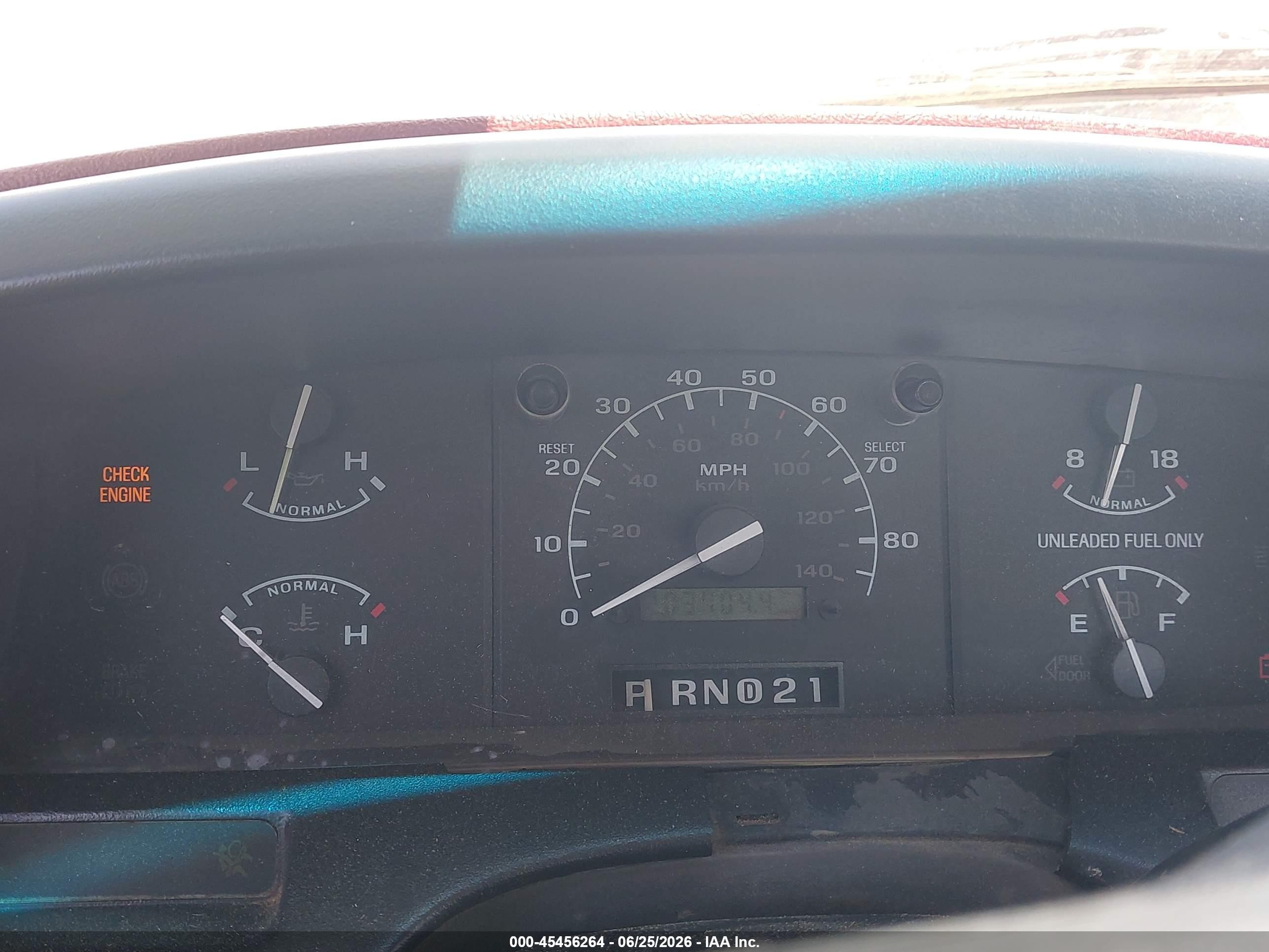 1995 Ford F150   White vin: 1FTEF15H9SNB17574