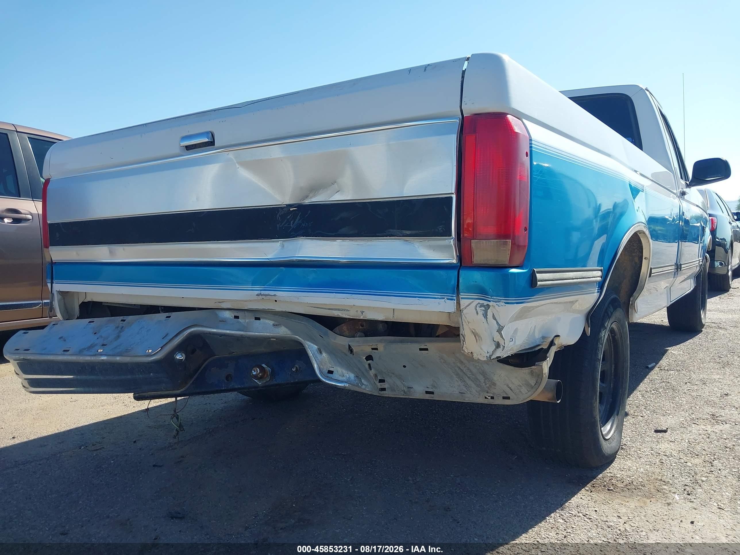 1995 Ford F150   White vin: 1FTEF15N0SLA82117