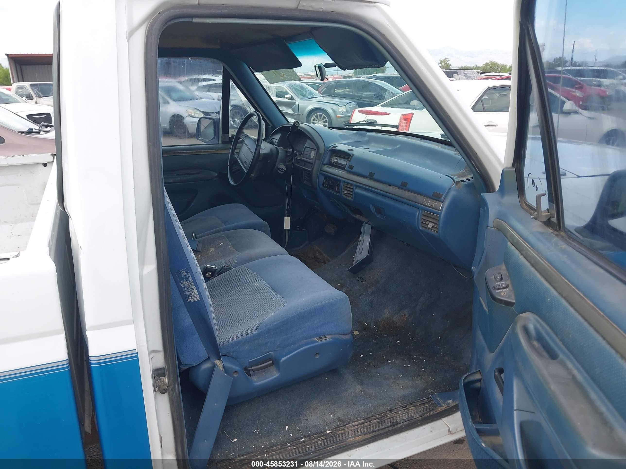 1995 Ford F150   White vin: 1FTEF15N0SLA82117