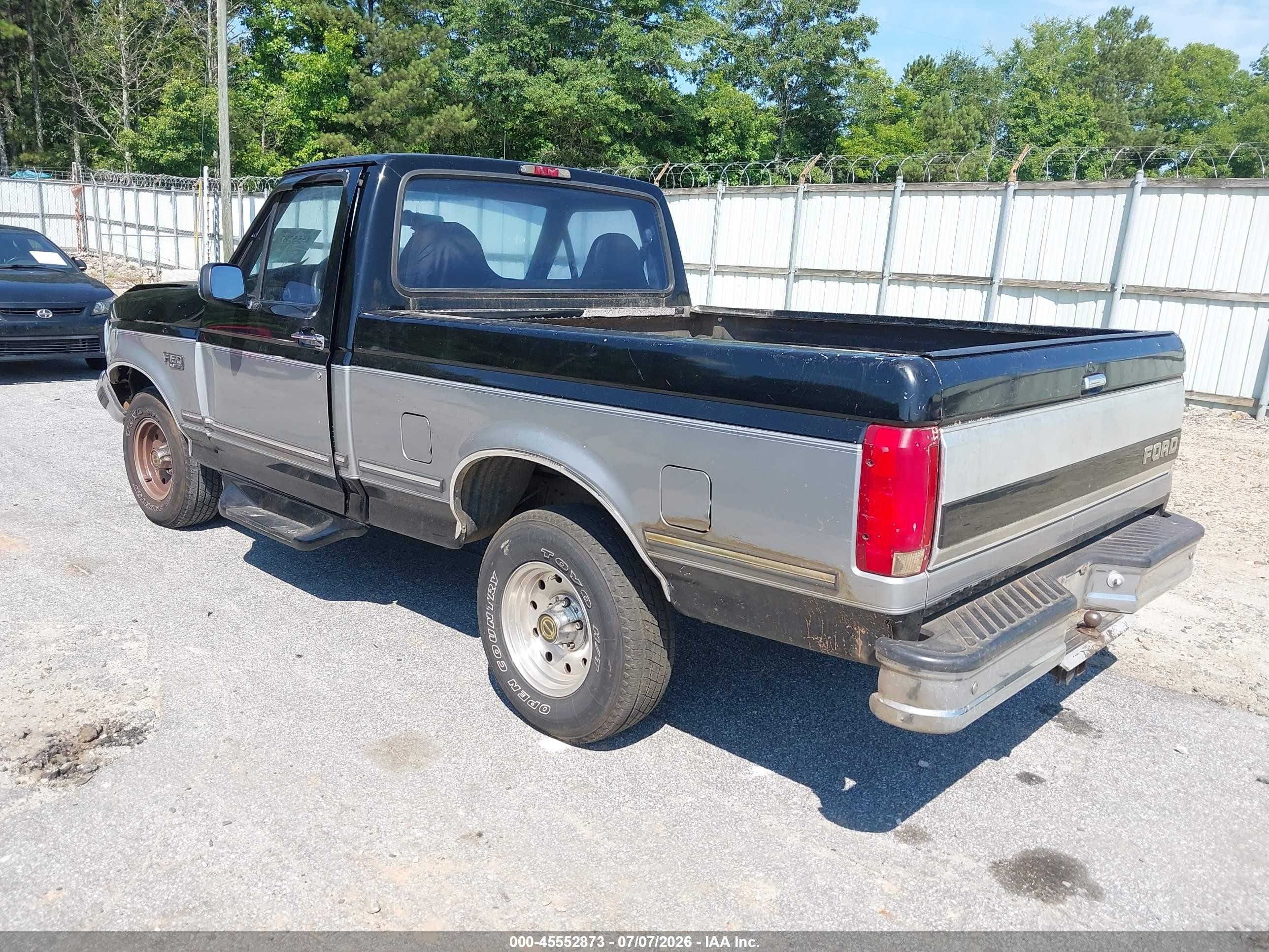 1995 Ford F150   Black vin: 1FTEF15N1SNB43446