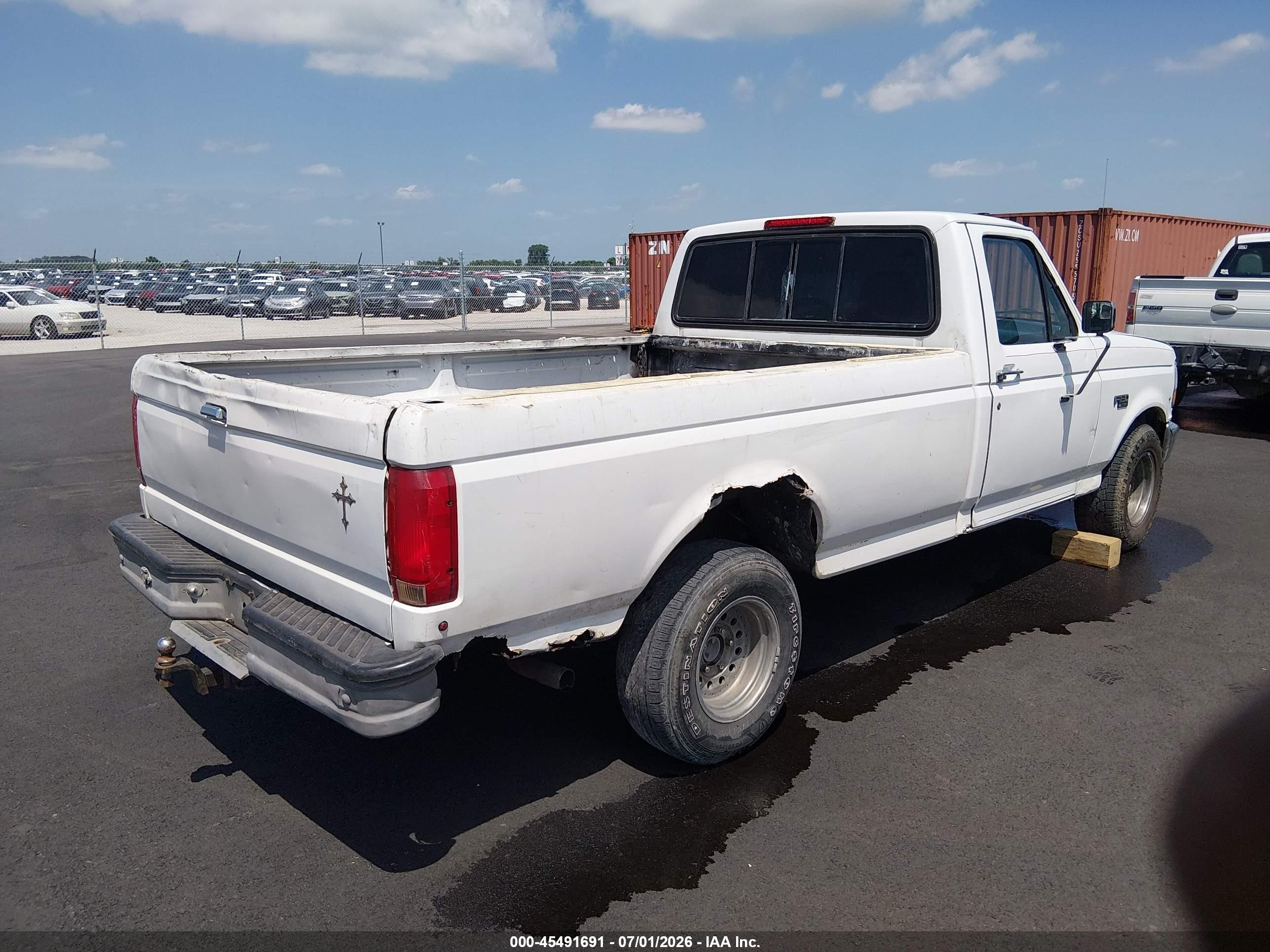 1995 Ford F150   White vin: 1FTEF15N4SNA28887