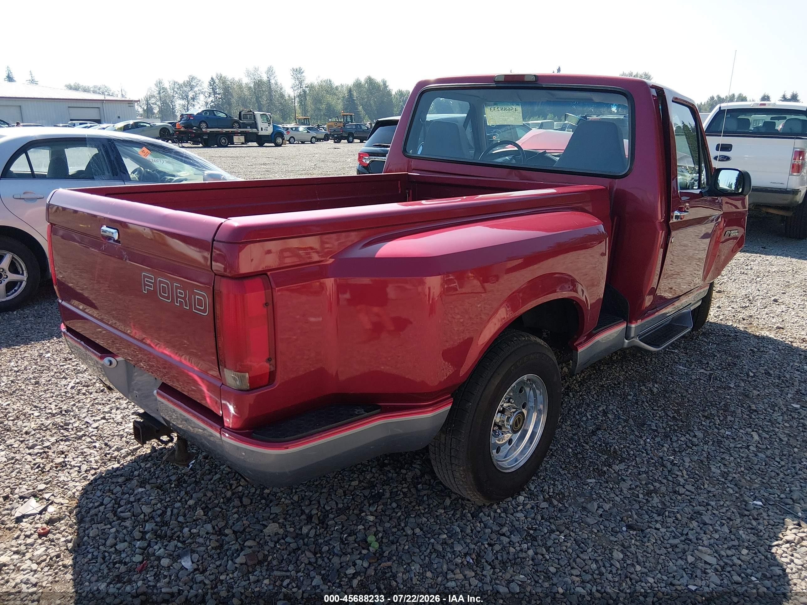1995 Ford F150 Red vin: 1FTEF15N4SNB13566