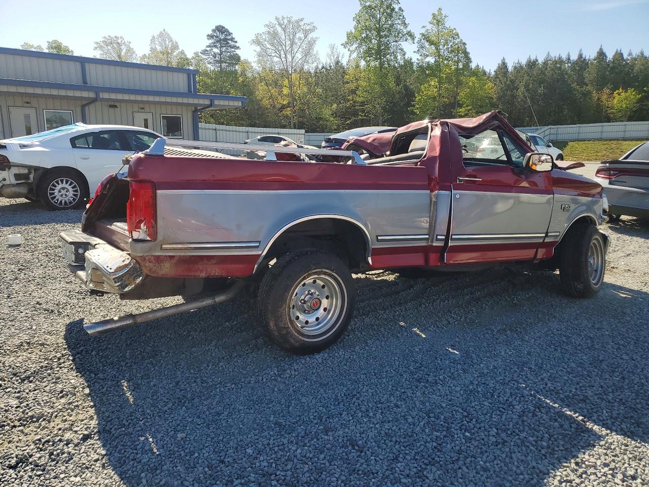 1995 Ford F150 Red vin: 1FTEF15N5SNA03979