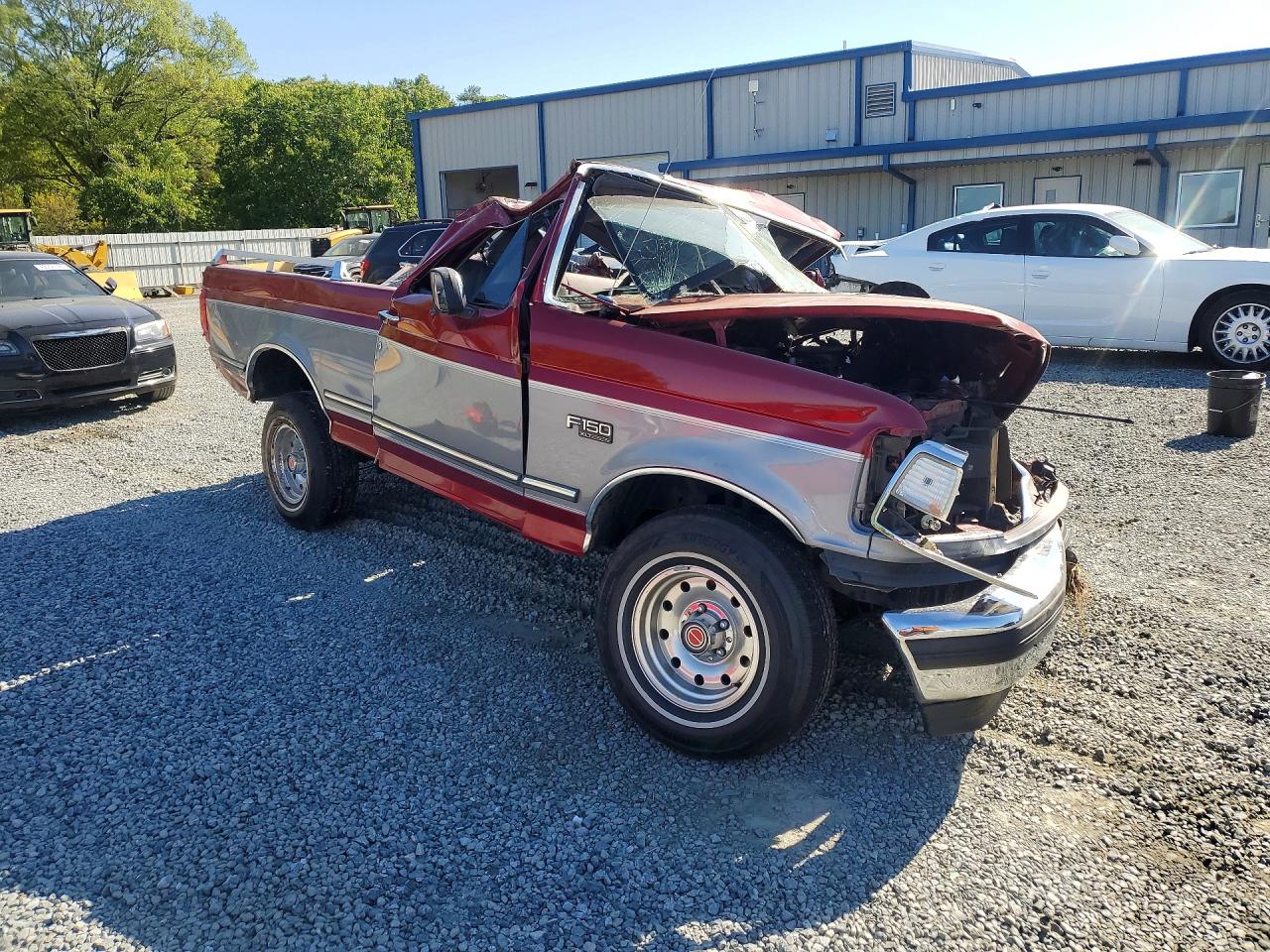 1995 Ford F150 Red vin: 1FTEF15N5SNA03979