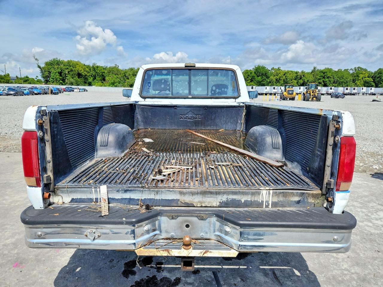 1992 Ford F150 Белый vin: 1FTEF15N6NLA57405