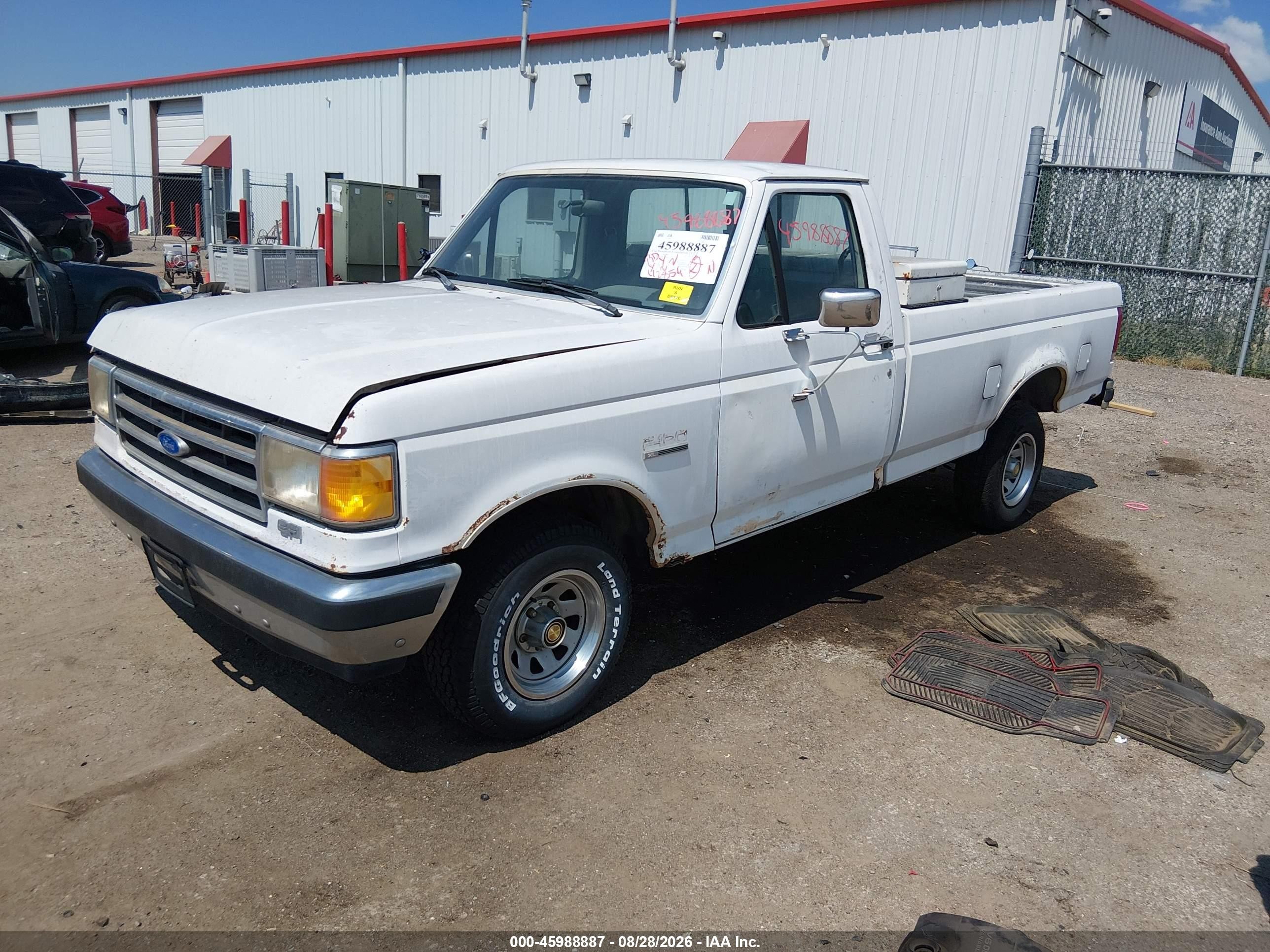 1989 Ford F150   White vin: 1FTEF15N7KLA99237