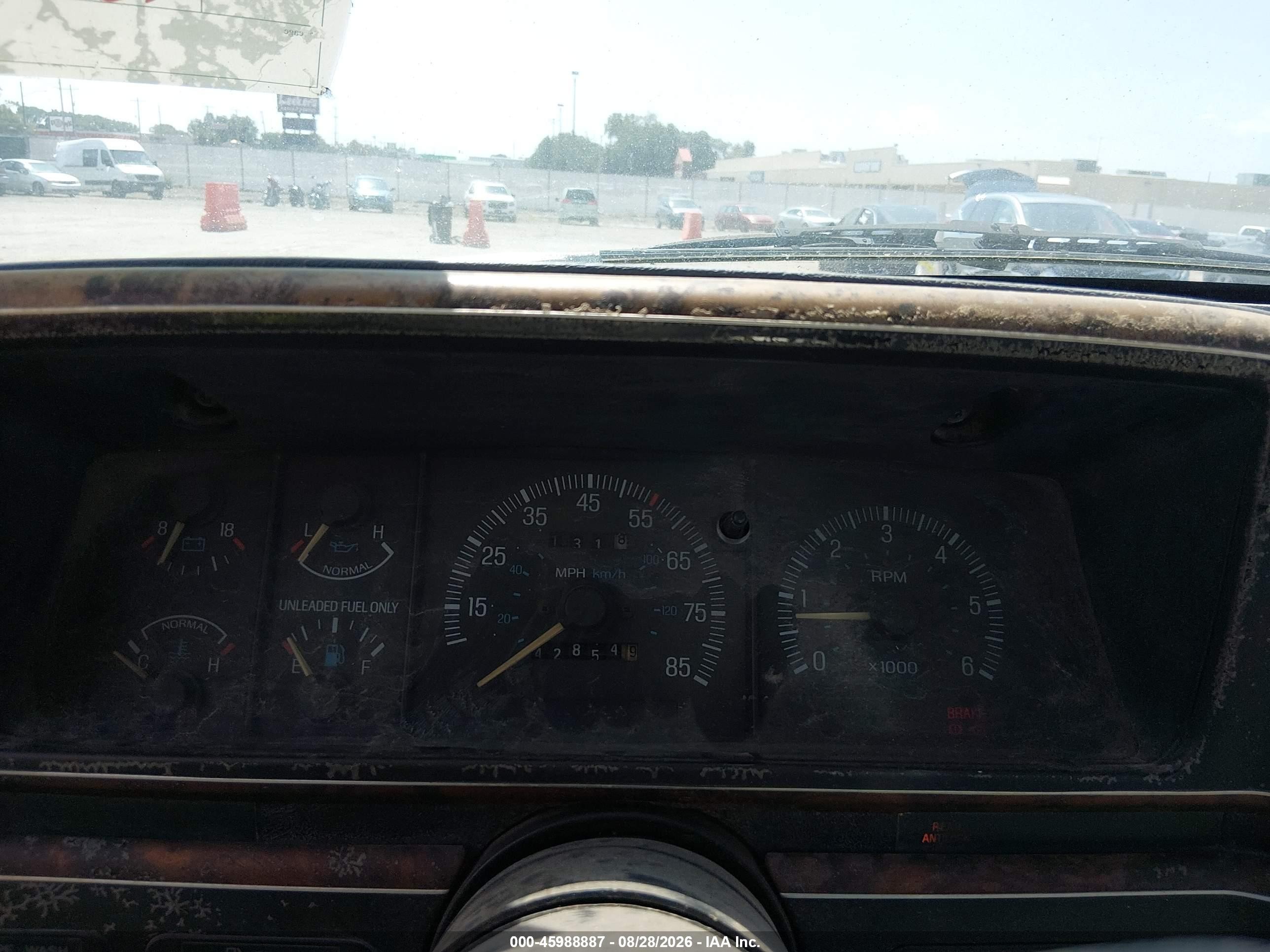 1989 Ford F150   White vin: 1FTEF15N7KLA99237