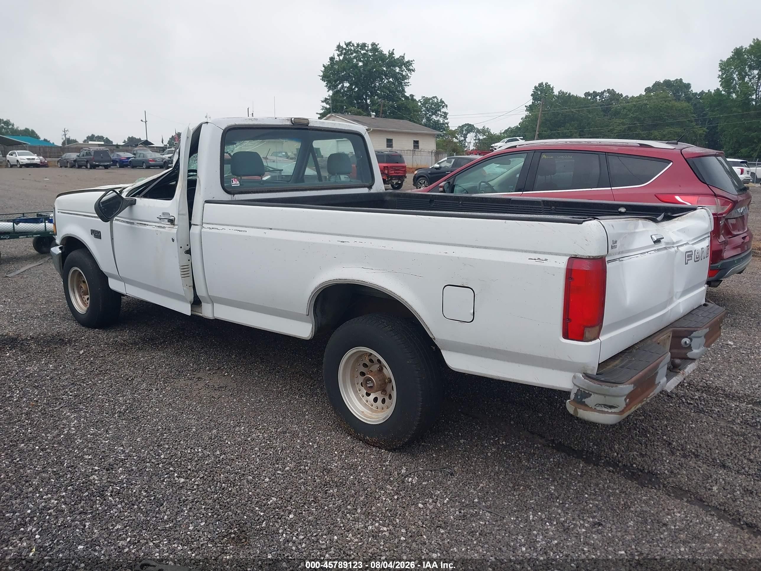 1993 Ford F150   White vin: 1FTEF15N7PLA55312