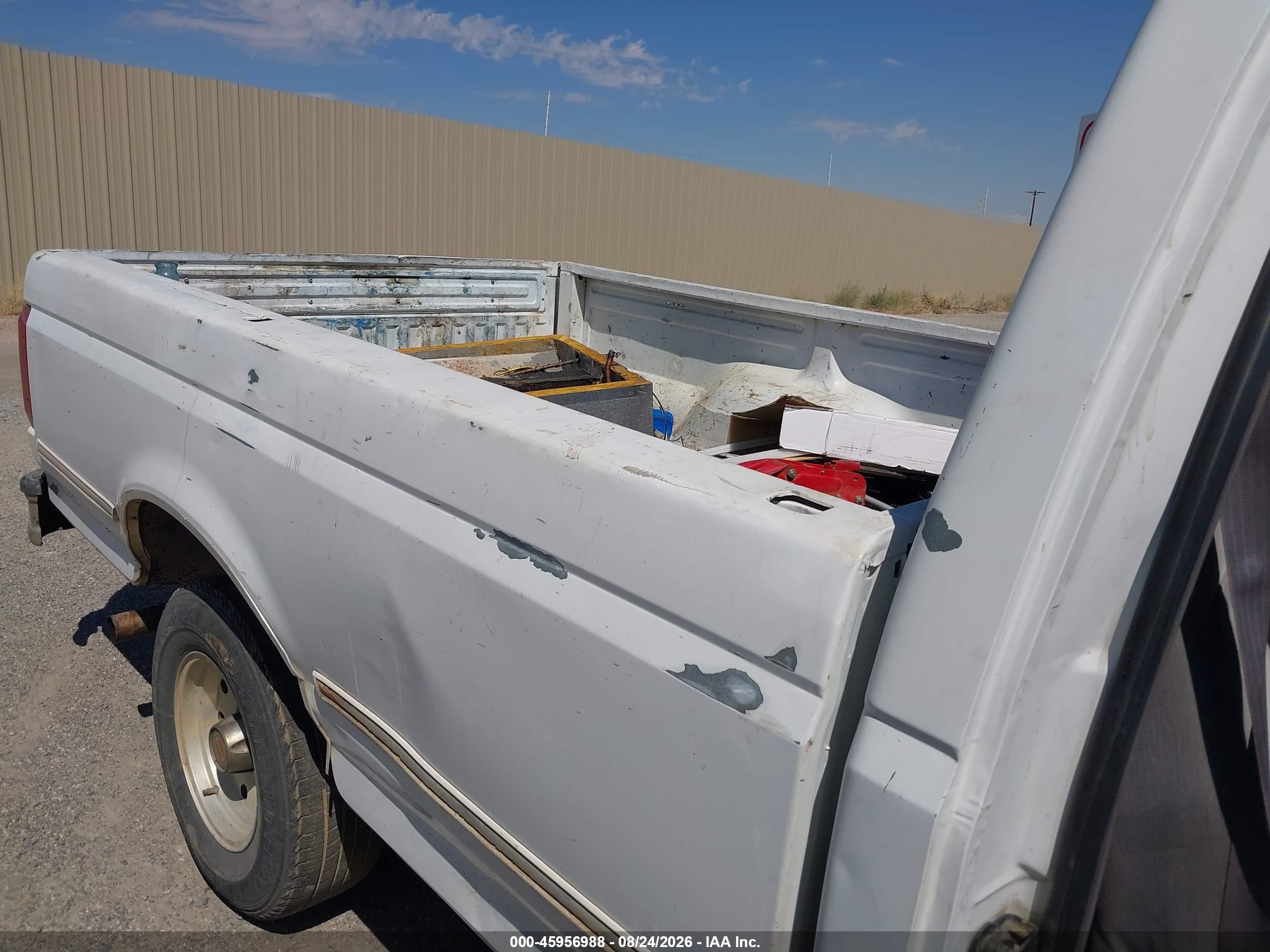 1994 Ford F150   White vin: 1FTEF15N7RLA51053