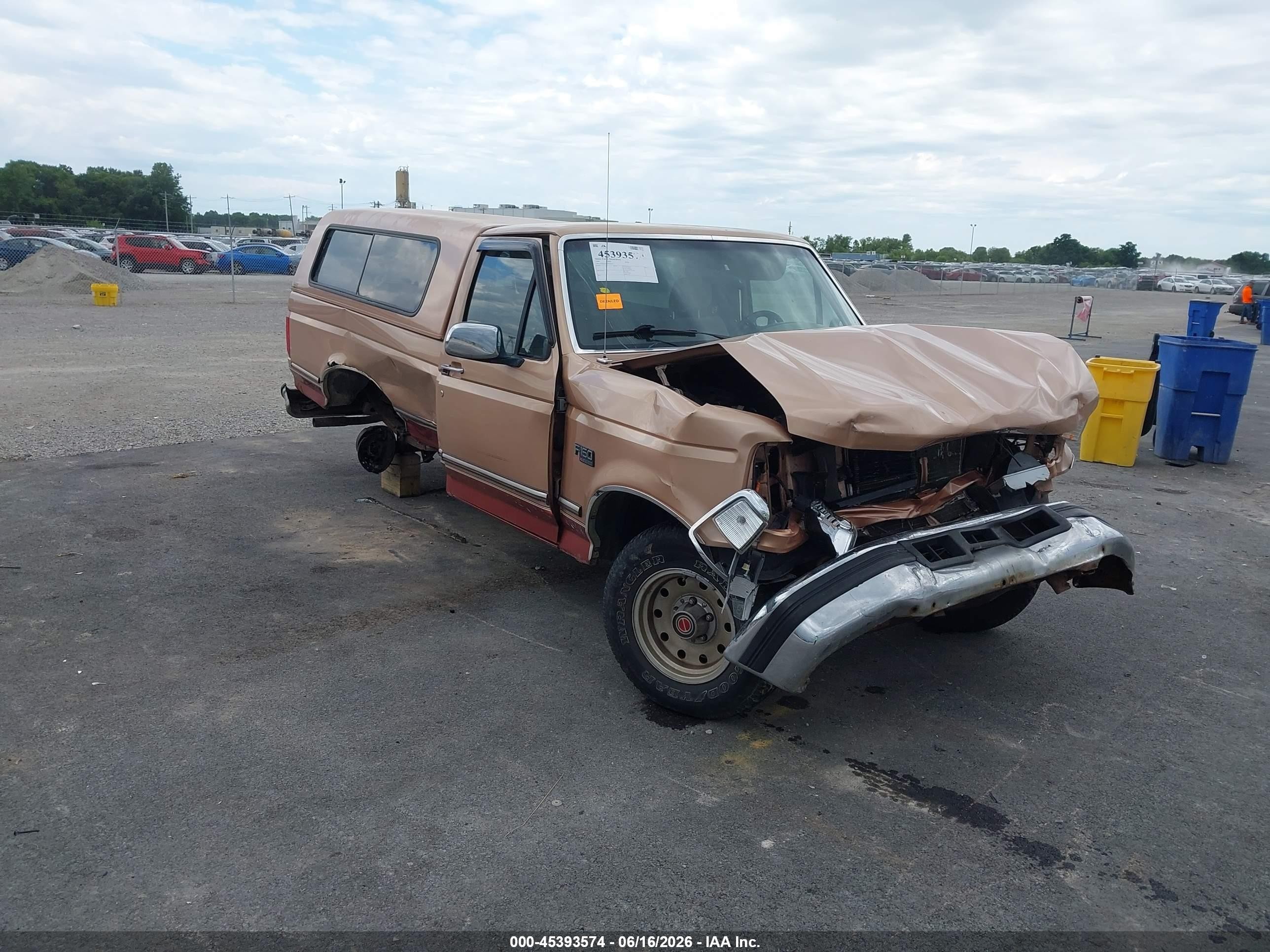 1994 Ford F150   Gold vin: 1FTEF15N8RNA23721