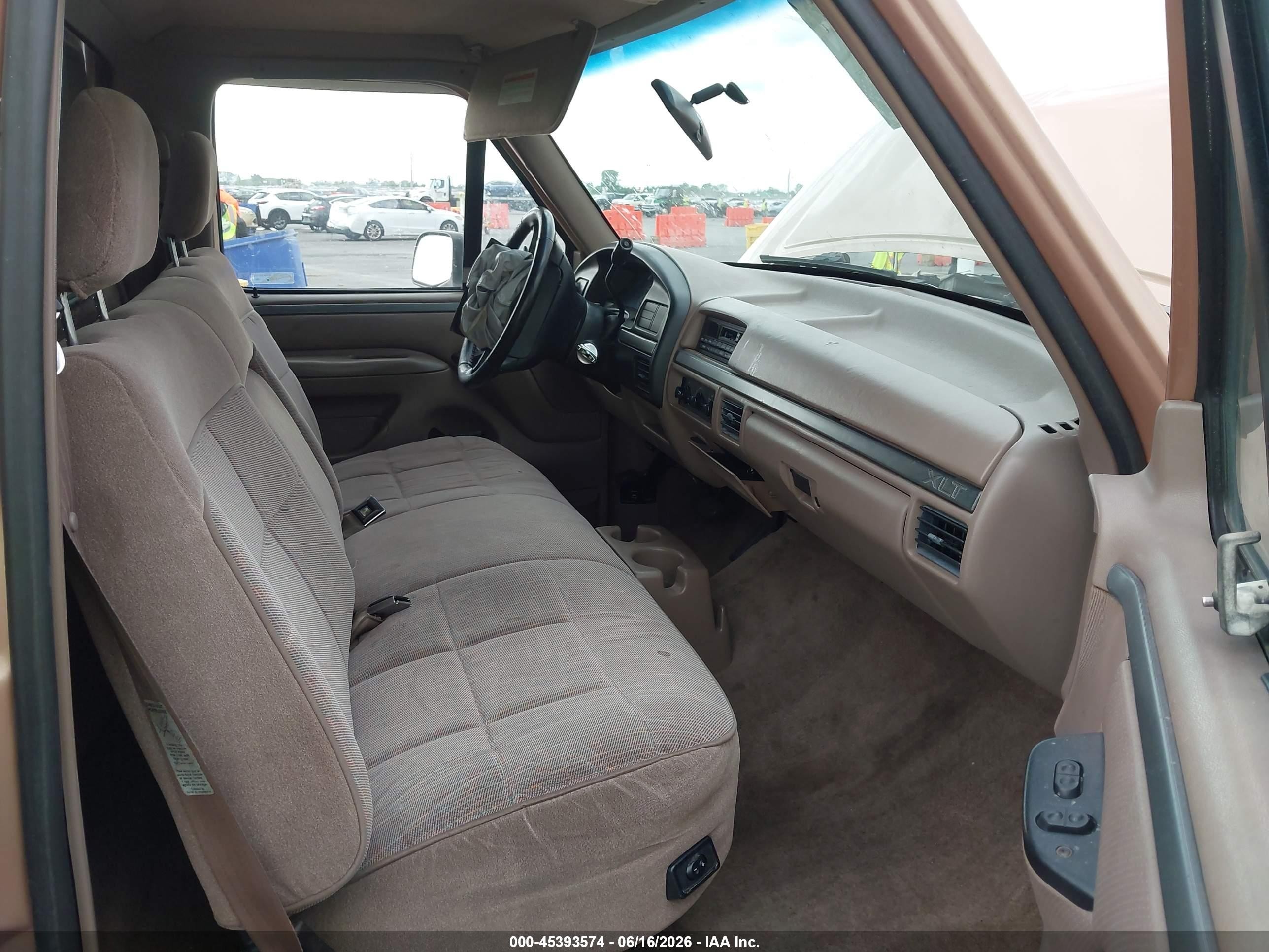 1994 Ford F150   Gold vin: 1FTEF15N8RNA23721