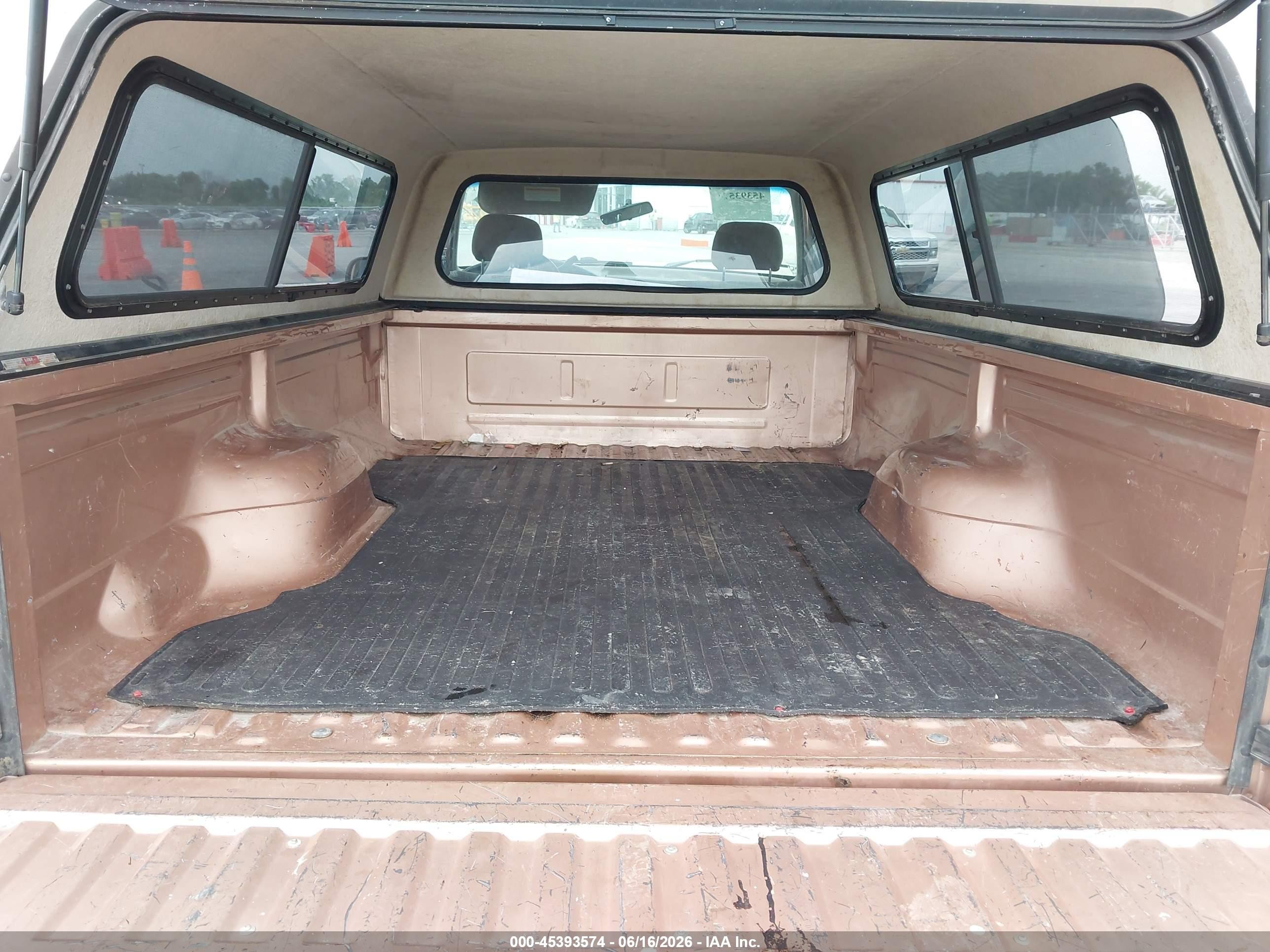 1994 Ford F150   Gold vin: 1FTEF15N8RNA23721