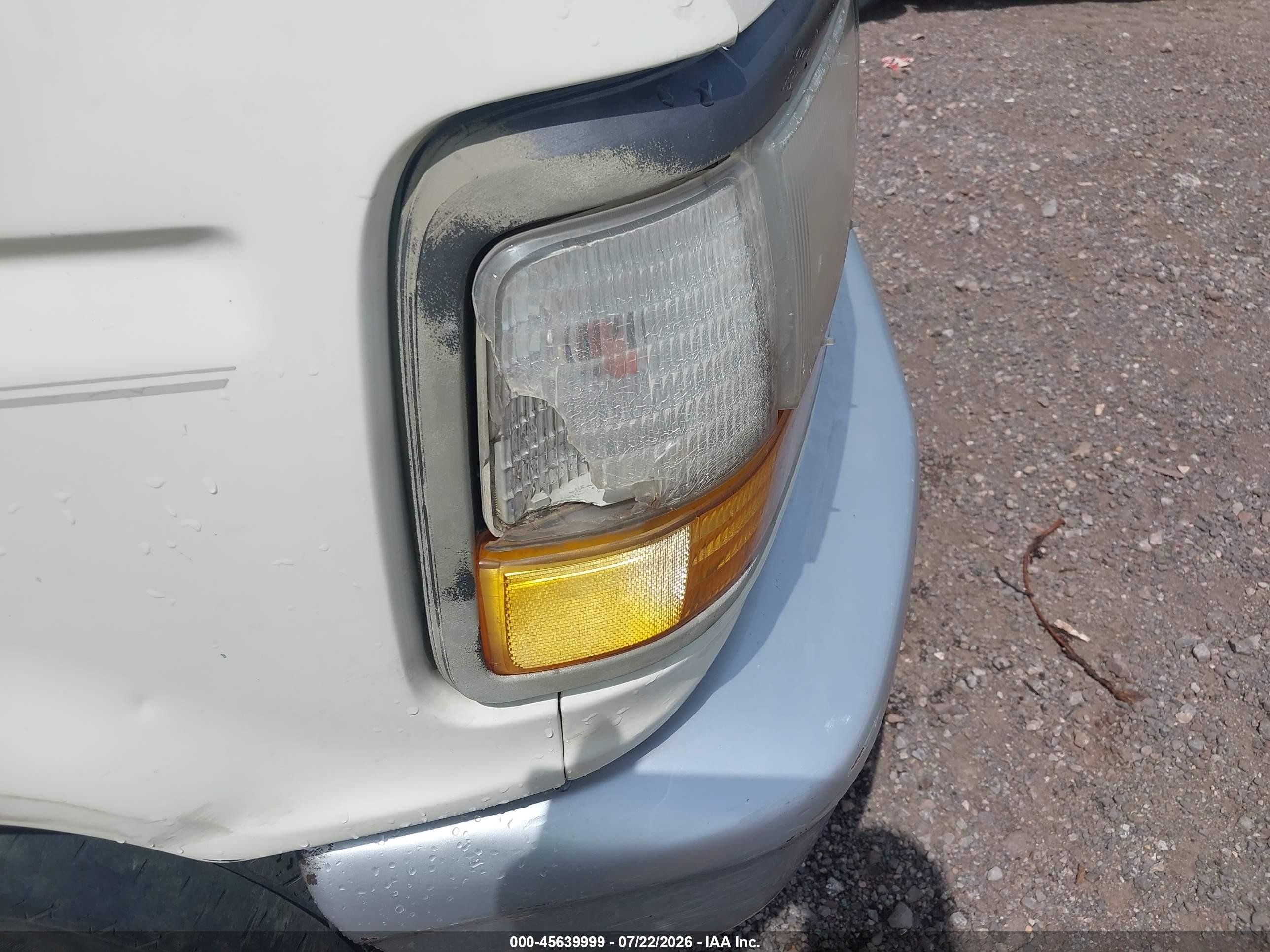 1995 Ford F150   White vin: 1FTEF15N9SLC03209