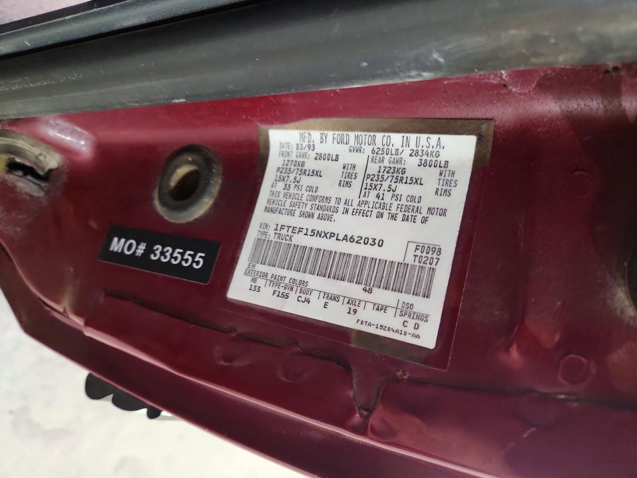 1993 Ford F150 Red vin: 1FTEF15NXPLA62030