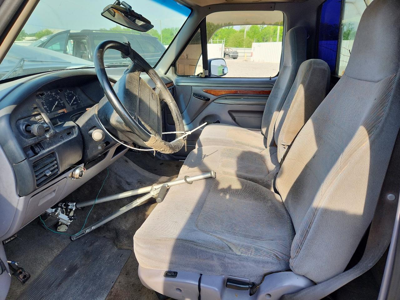 1994 Ford F150 Silver vin: 1FTEF15NXRKA08798