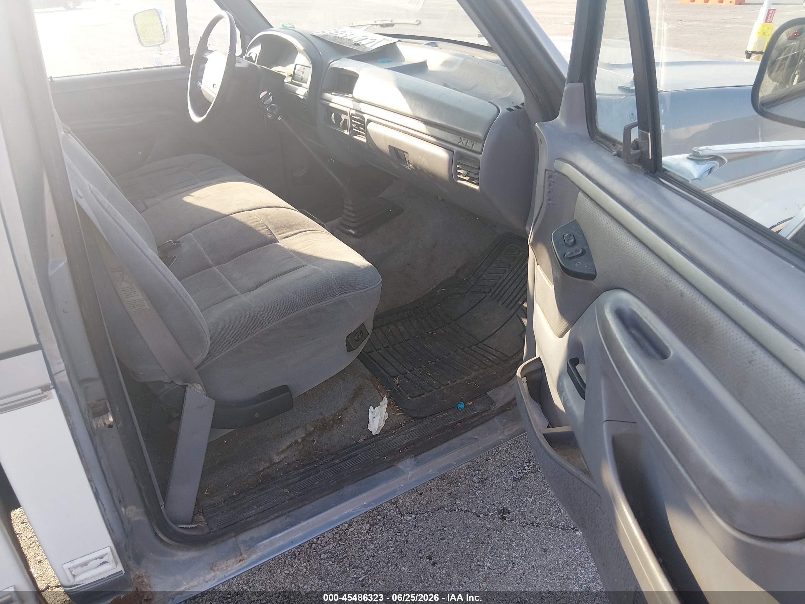 1995 Ford F150   Gray vin: 1FTEF15NXSLA38092