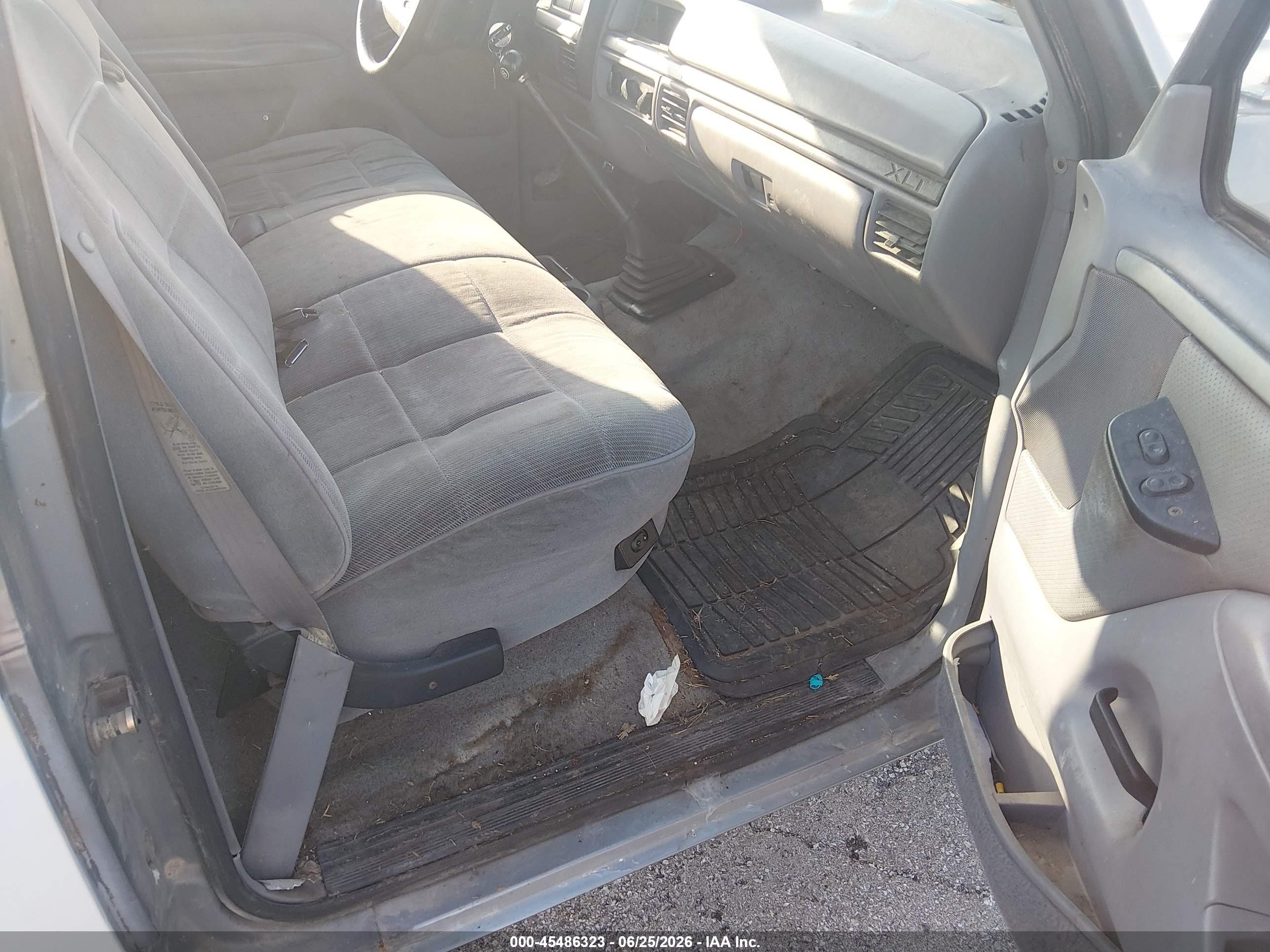 1995 Ford F150   Gray vin: 1FTEF15NXSLA38092