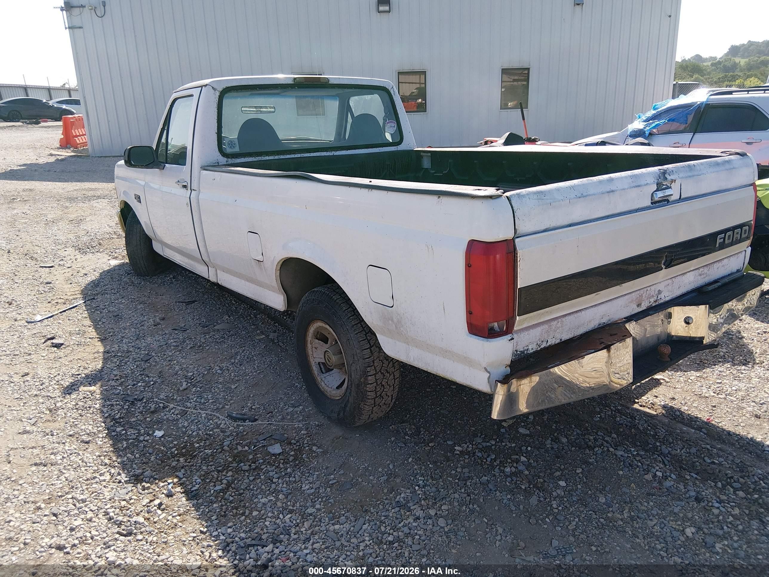 1995 Ford F150   White vin: 1FTEF15NXSLB96951