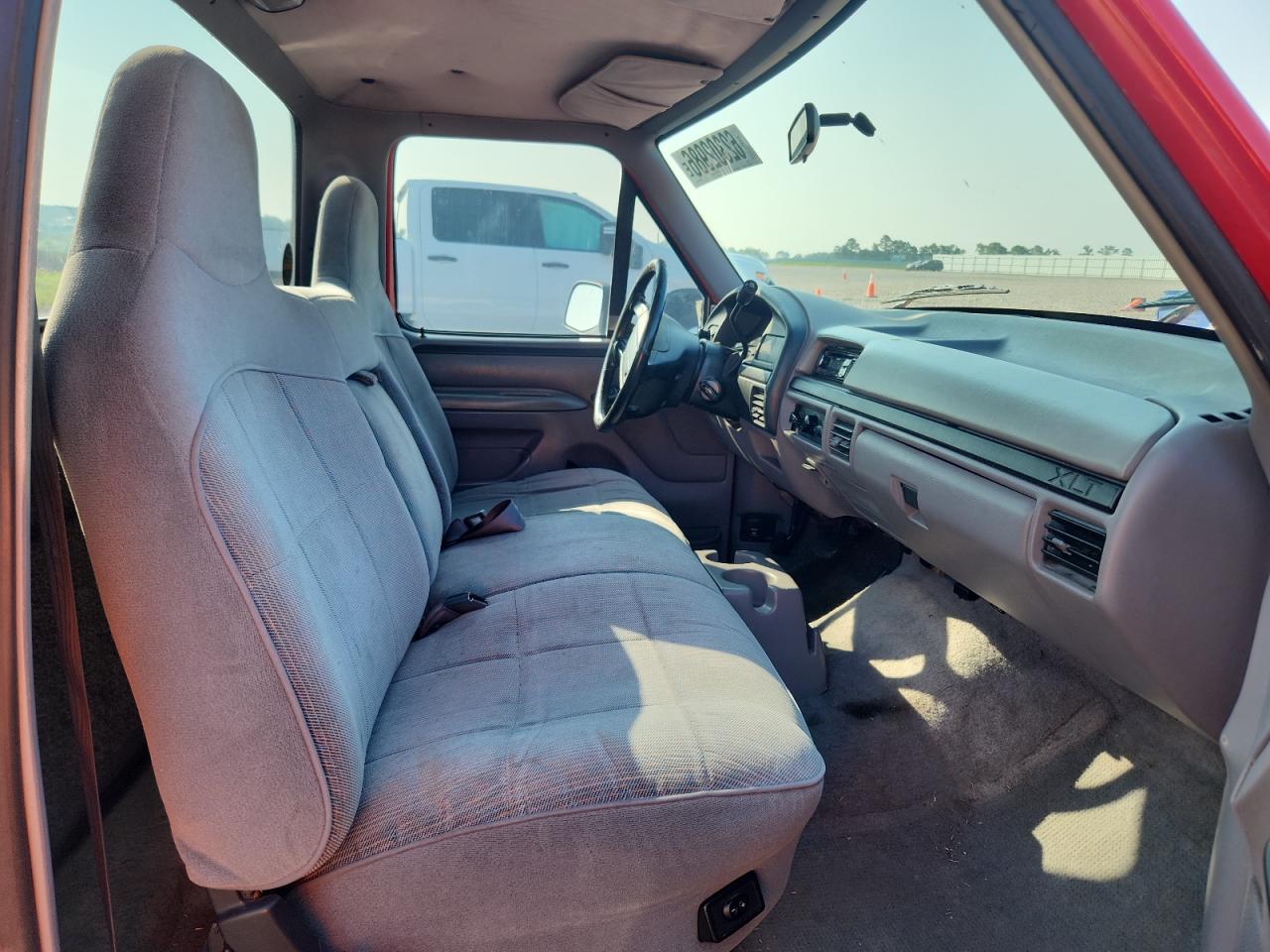1996 Ford F150 Red vin: 1FTEF15Y3TNA04625