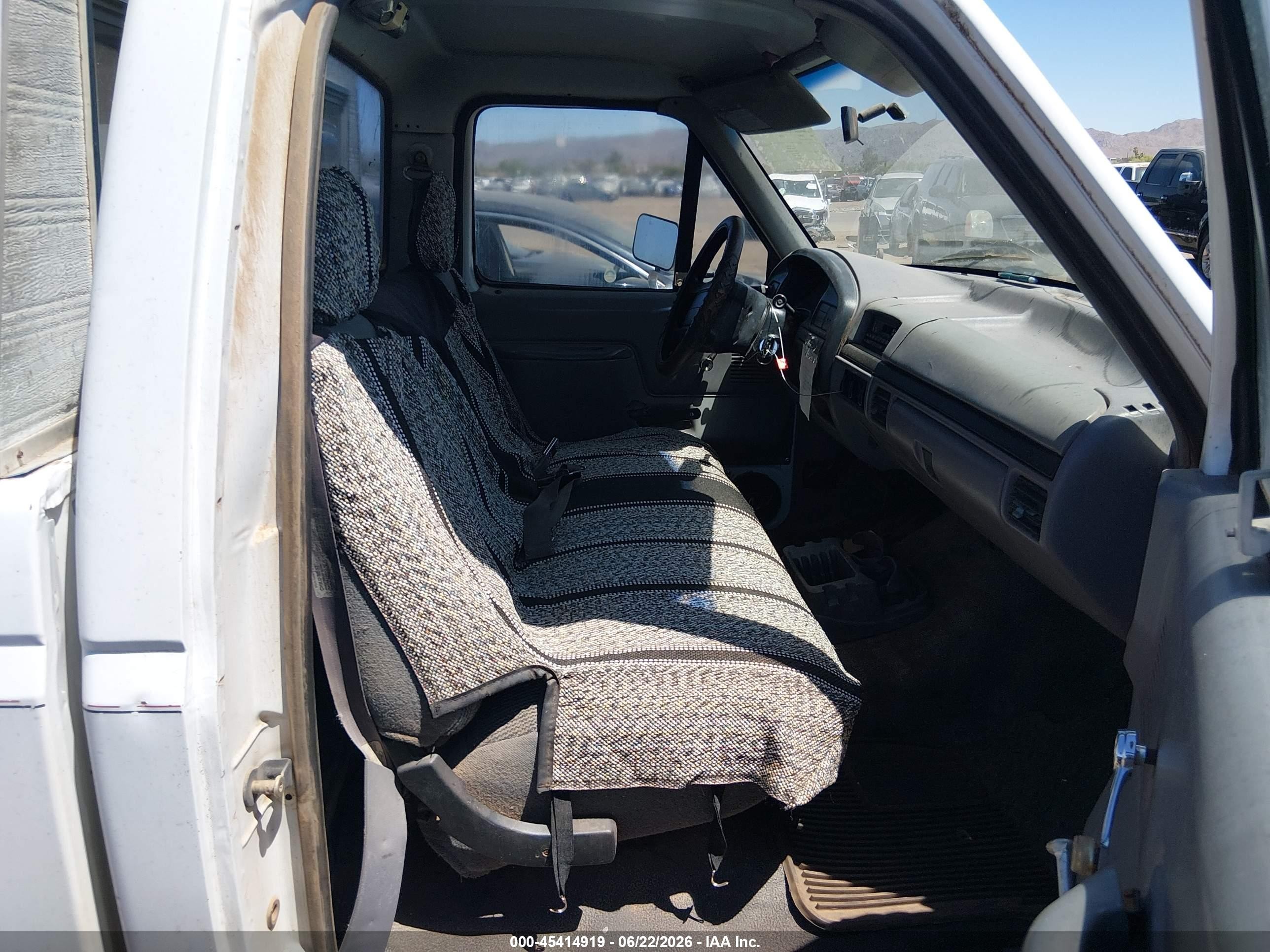 1996 Ford F150   White vin: 1FTEF15Y4TLA22272
