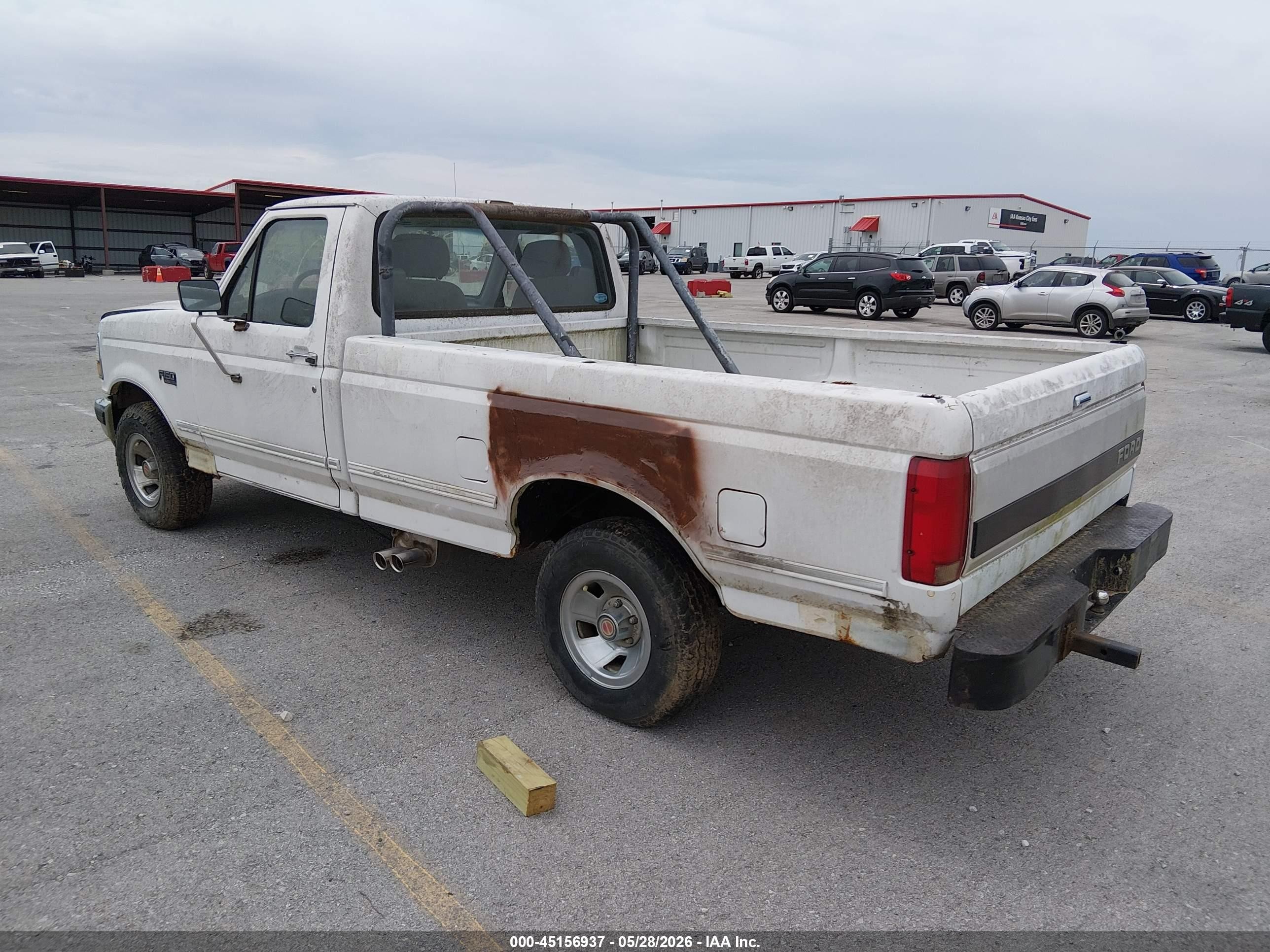1992 Ford F150   White vin: 1FTEF15Y5NNA80544