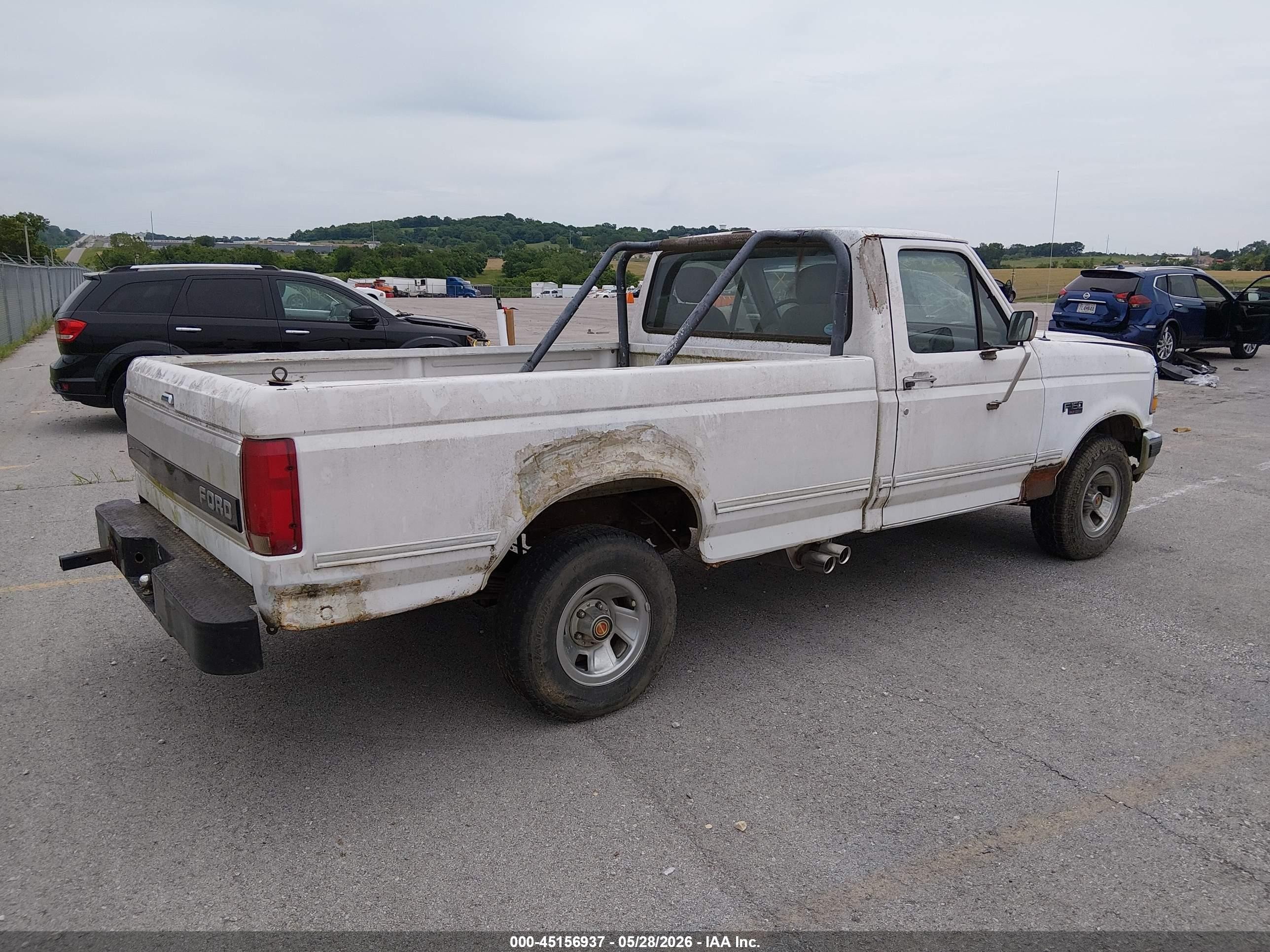 1992 Ford F150   White vin: 1FTEF15Y5NNA80544