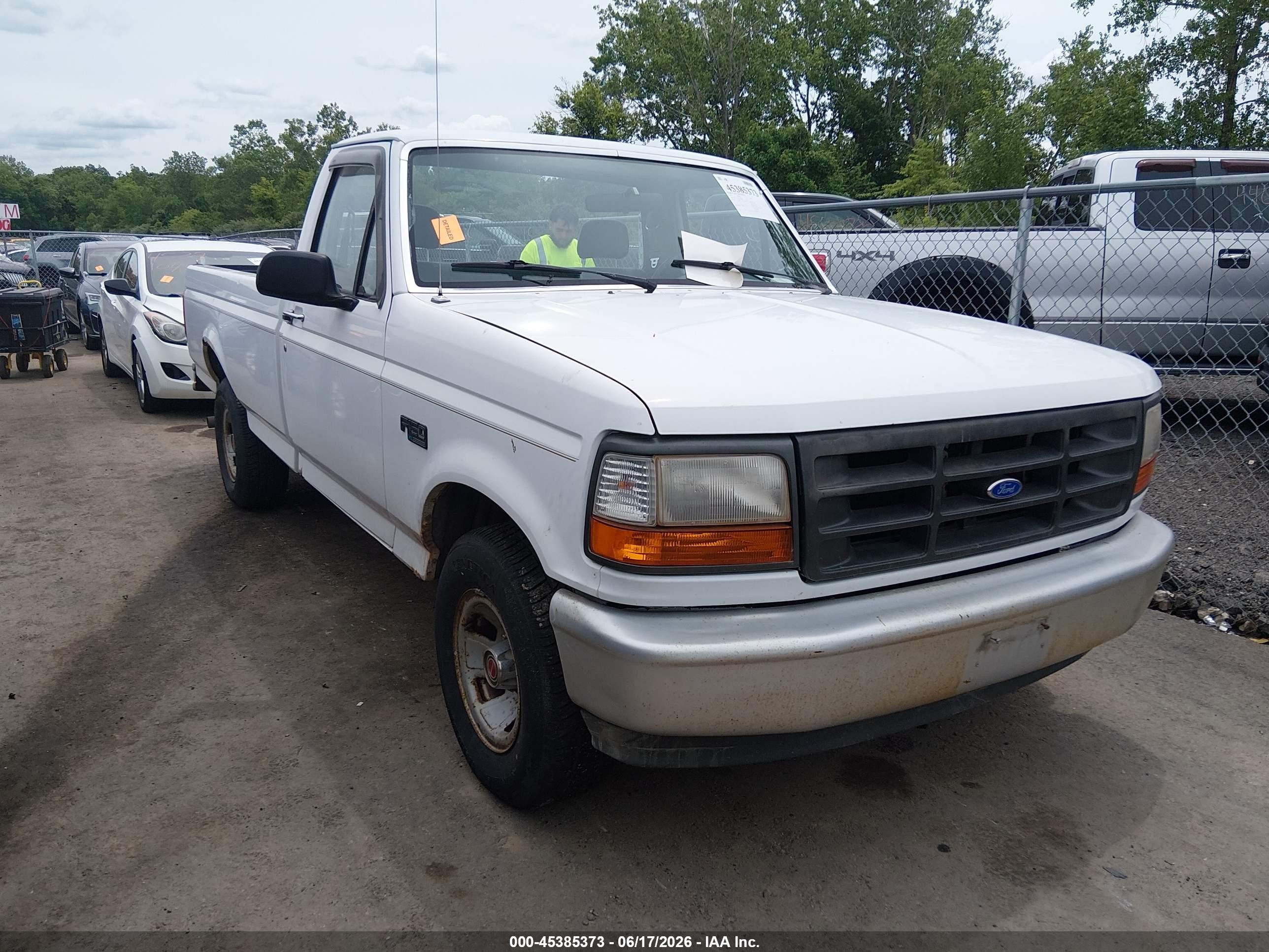 1994 Ford F150   White vin: 1FTEF15Y5RNA49218