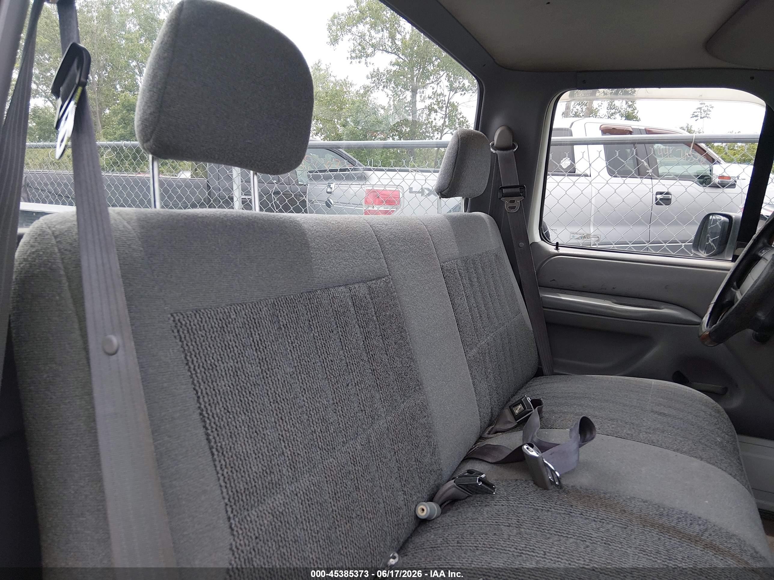 1994 Ford F150   Белый vin: 1FTEF15Y5RNA49218