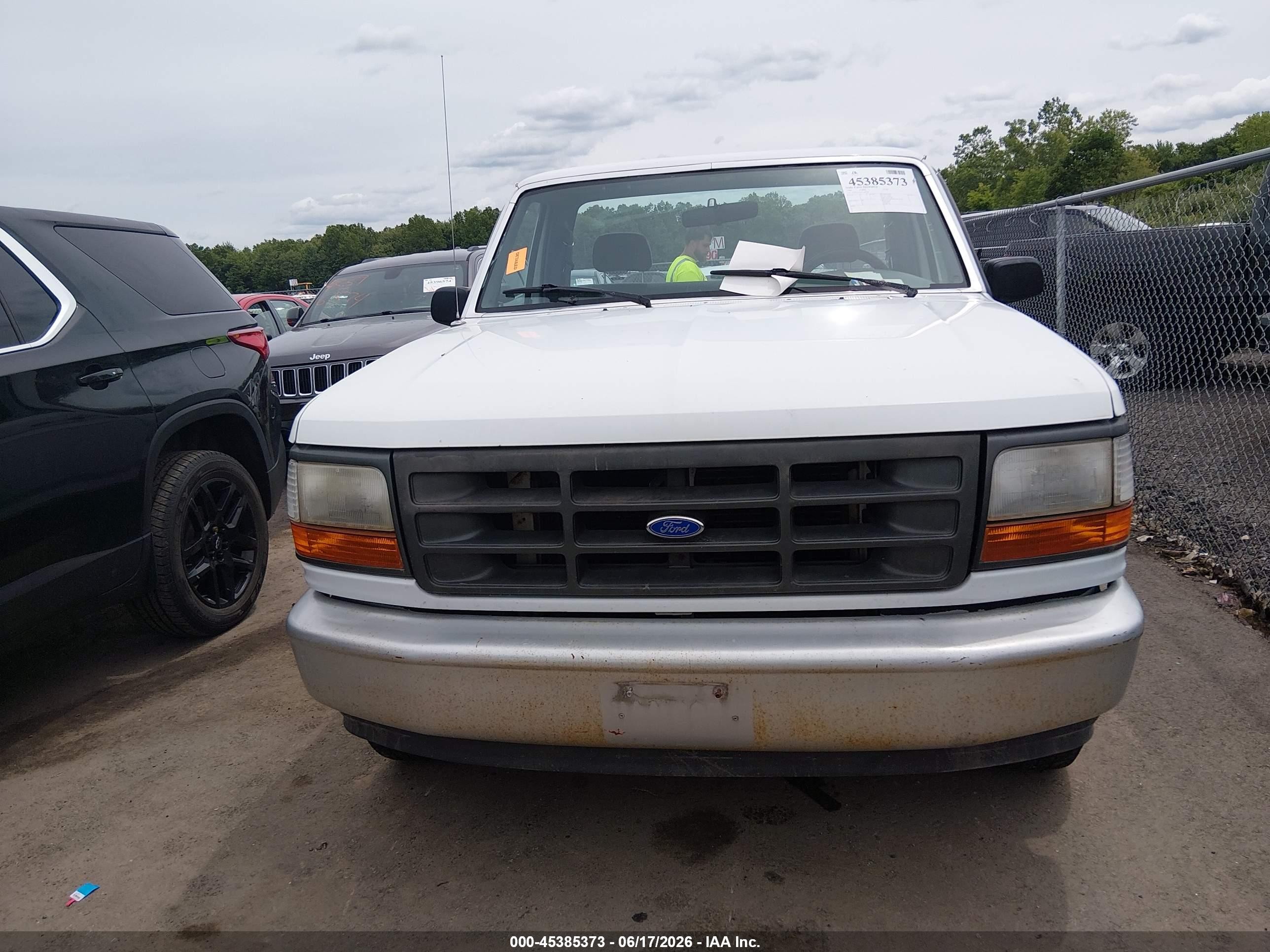 1994 Ford F150   Белый vin: 1FTEF15Y5RNA49218