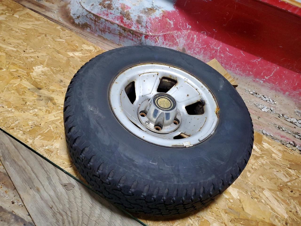 1992 Ford F150 Red vin: 1FTEF15Y7NNB06738