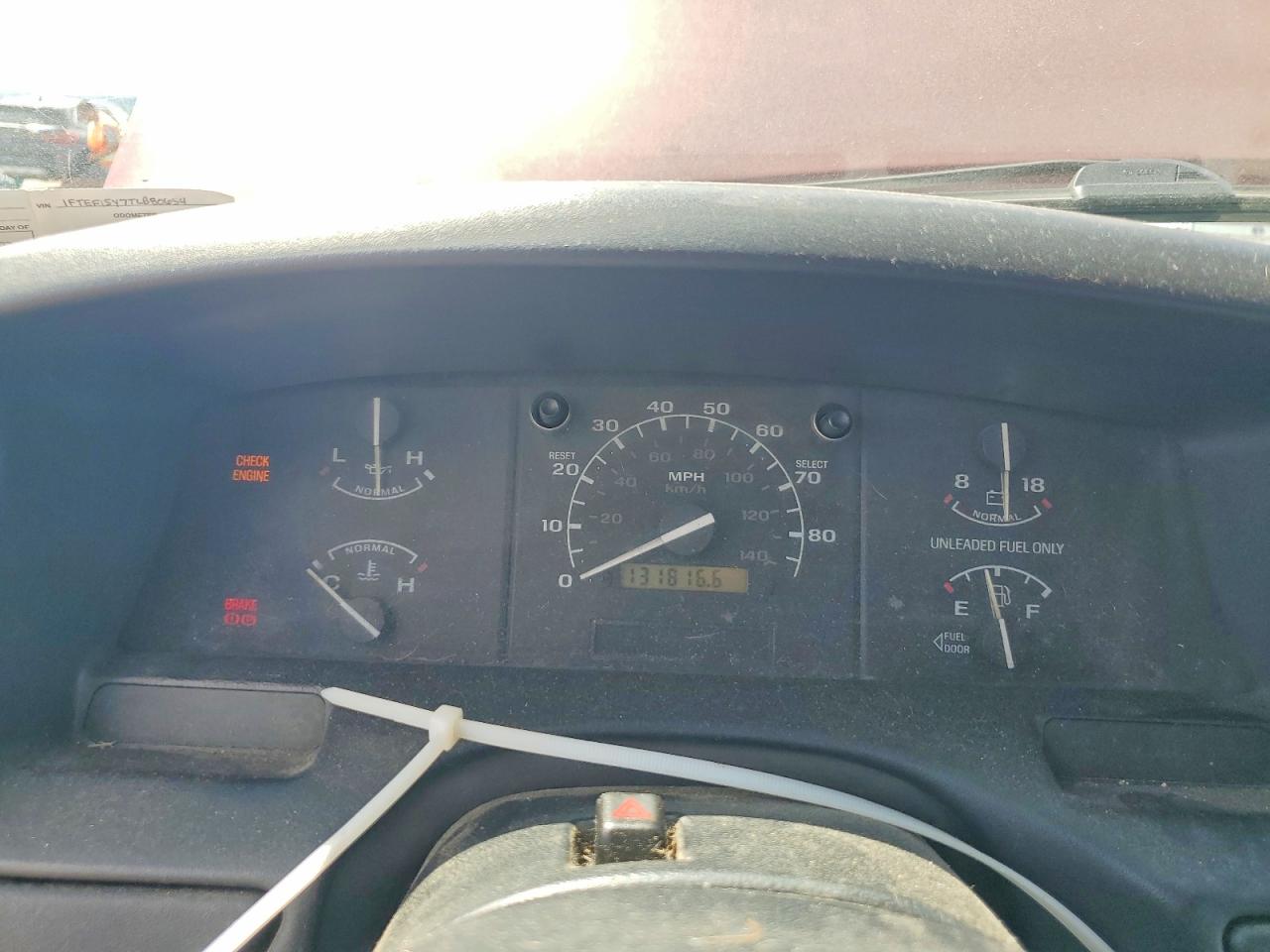 1996 Ford F150 Burgundy vin: 1FTEF15Y7TLB80654