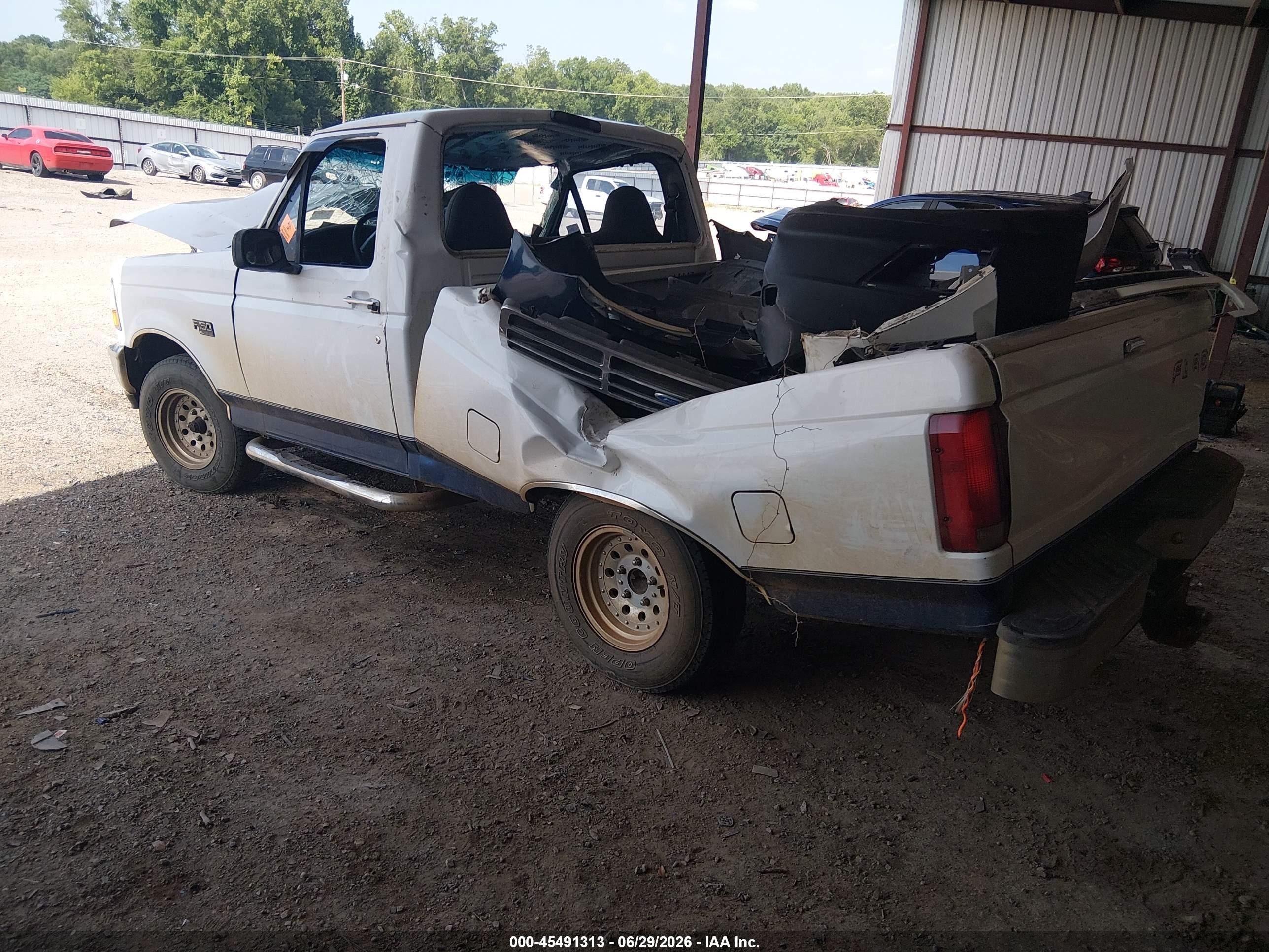 1996 Ford F150   White vin: 1FTEF15Y7TNA18673