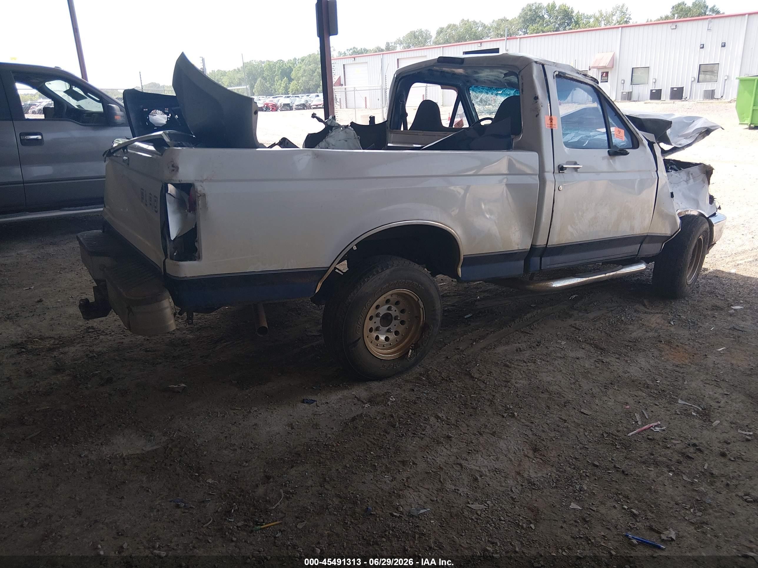 1996 Ford F150   White vin: 1FTEF15Y7TNA18673