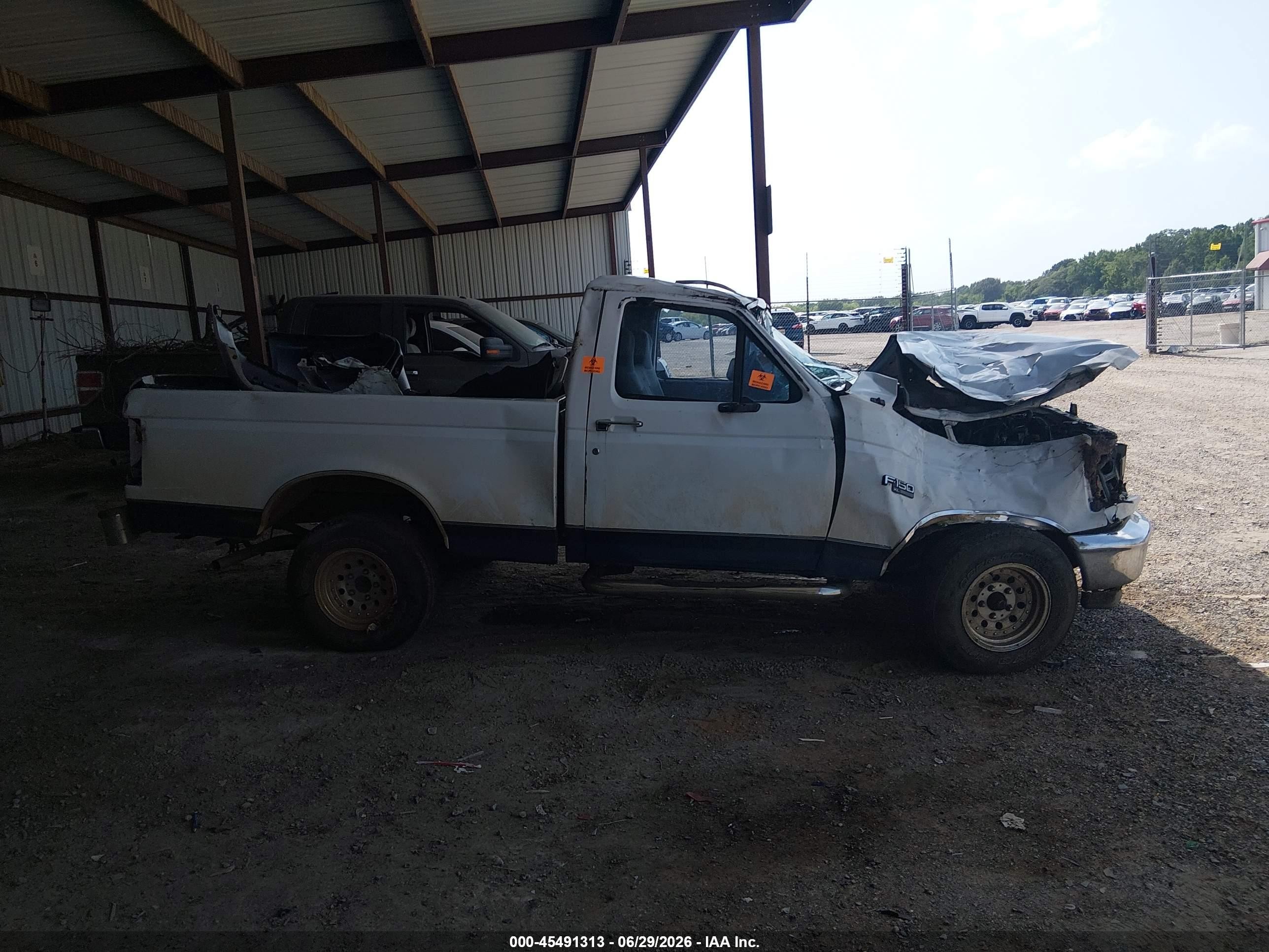 1996 Ford F150   White vin: 1FTEF15Y7TNA18673