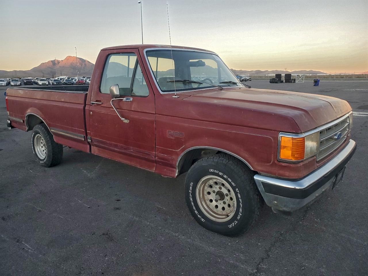 1988 Ford F150 Красный vin: 1FTEF15YXJPB25010